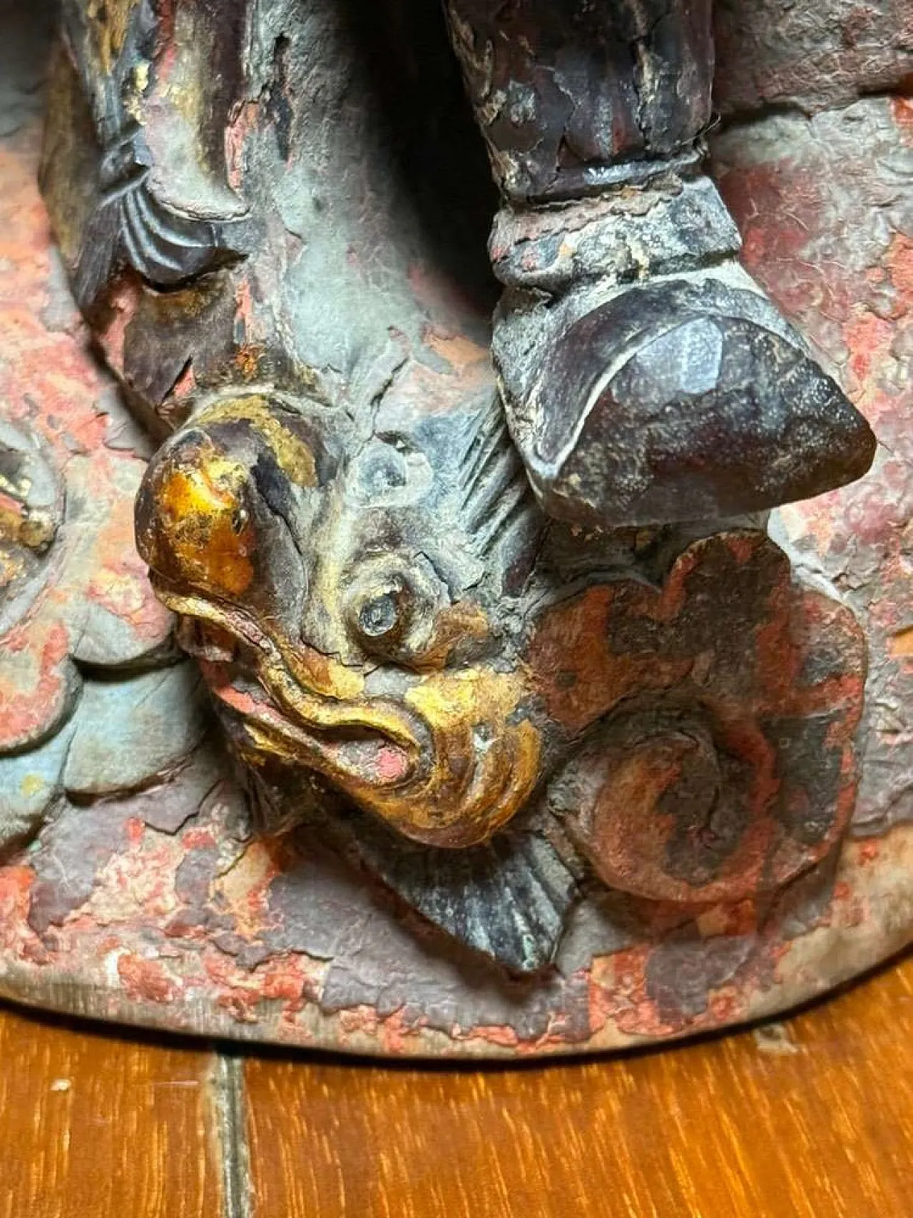 Chinese polychrome wood sculpture of the Taoist deity Zhao Gongming, Qing dynasty, 18th century 9