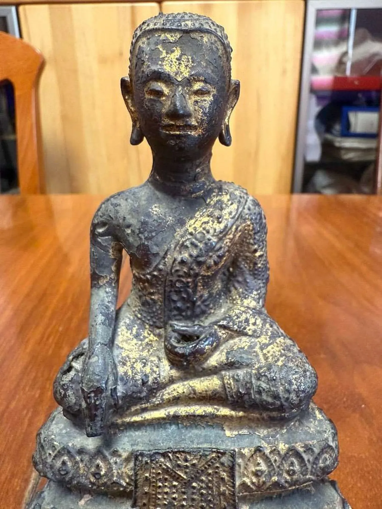 Thai Artist Buda, Bhumisparsha and Dhyana Mudra, 18th century 6