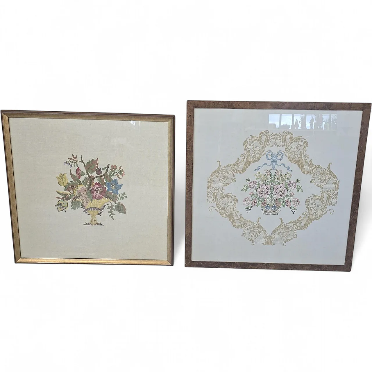 Pair of handcrafted embroidery paintings, 1970s 14