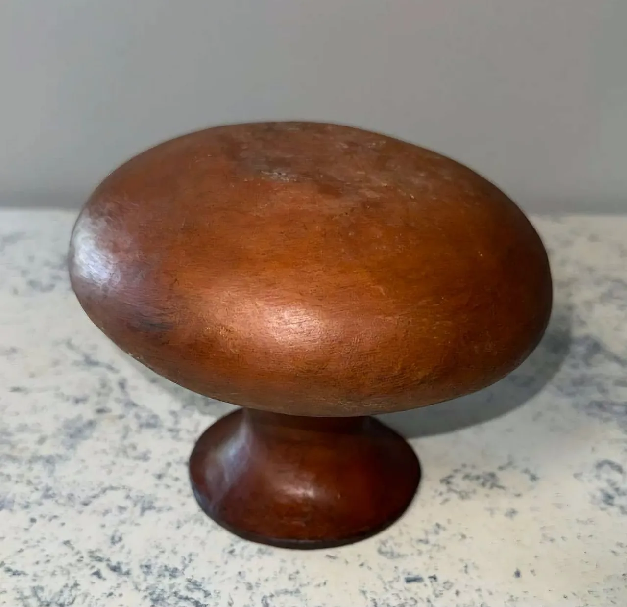 Peruvian globular terracotta vessel with flared rim 10