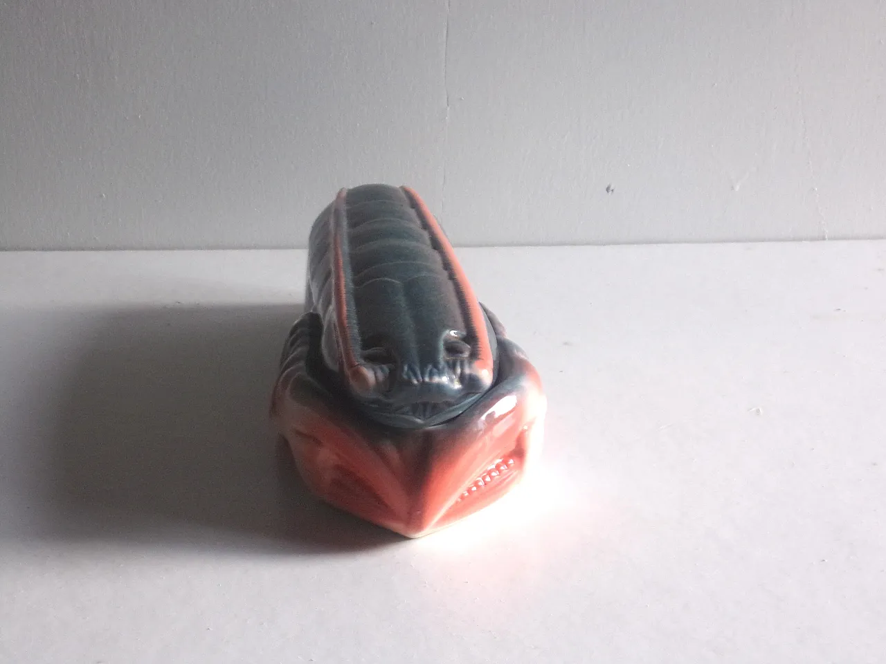 Majolica Lobster Pate Dish Faience Terrine, in Pink and Blue, 70s 4