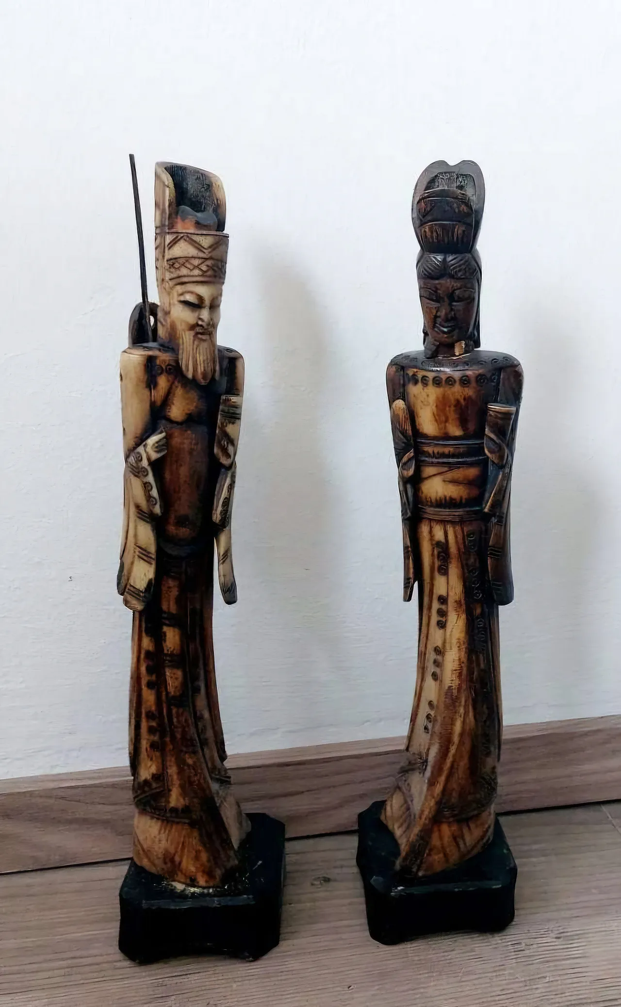 Chinese Ox Bone Figures, Jiang Taigong & Guanyin, early 20th century 6