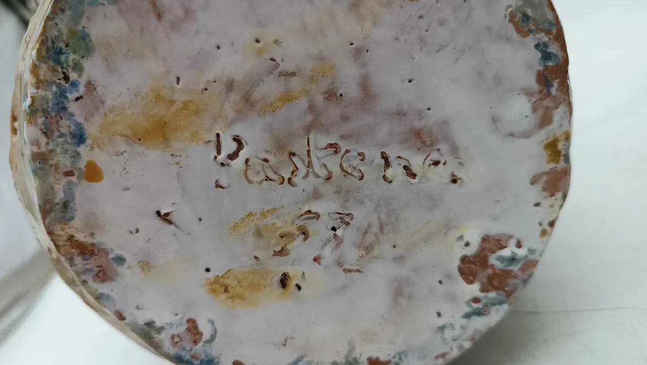 Vaso in maiolica d'arte figurativa di Agostino Pastene, anni '50 8