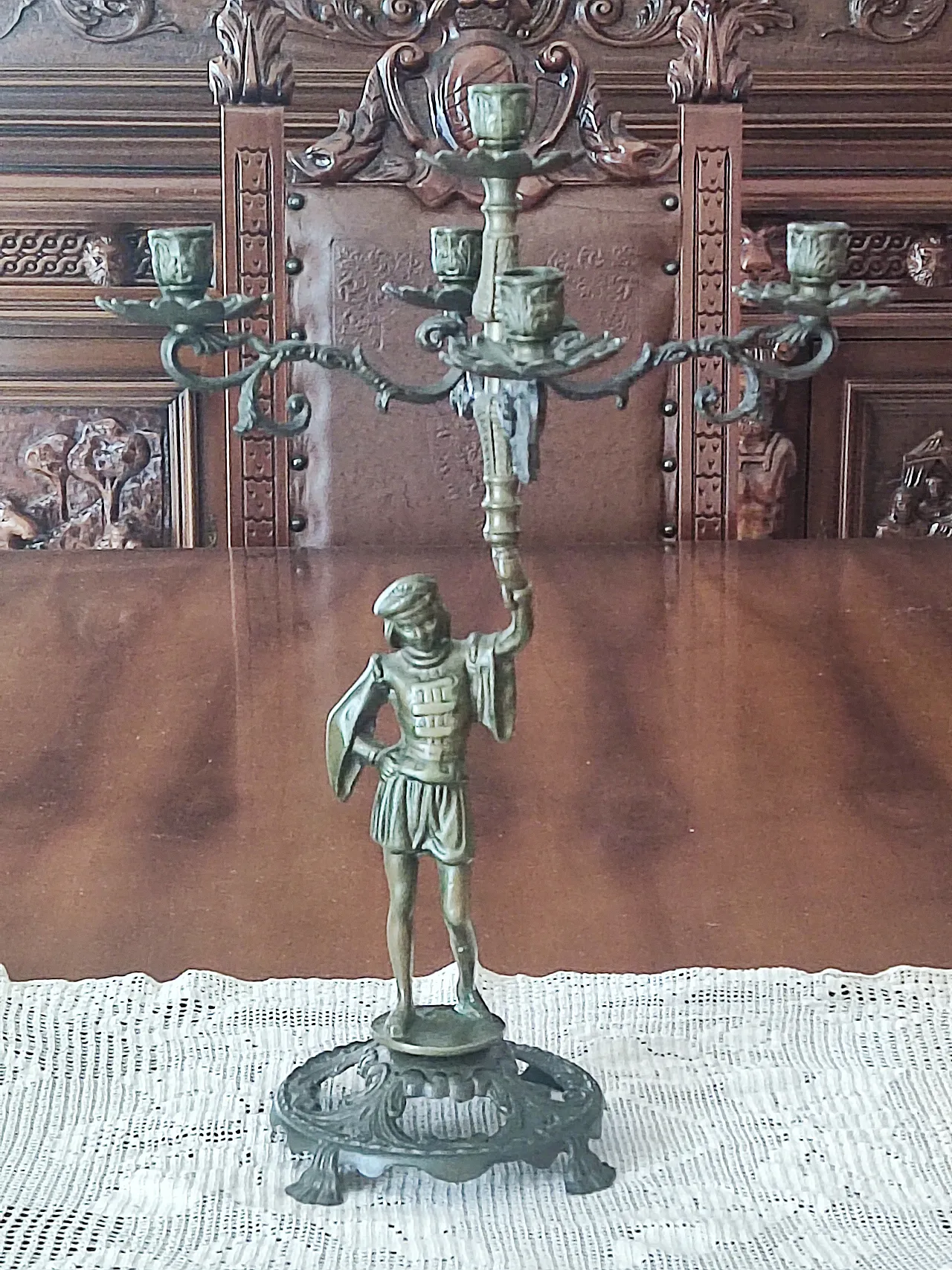 5-light bronze candelabra with Renaissance figure, 19th century 2