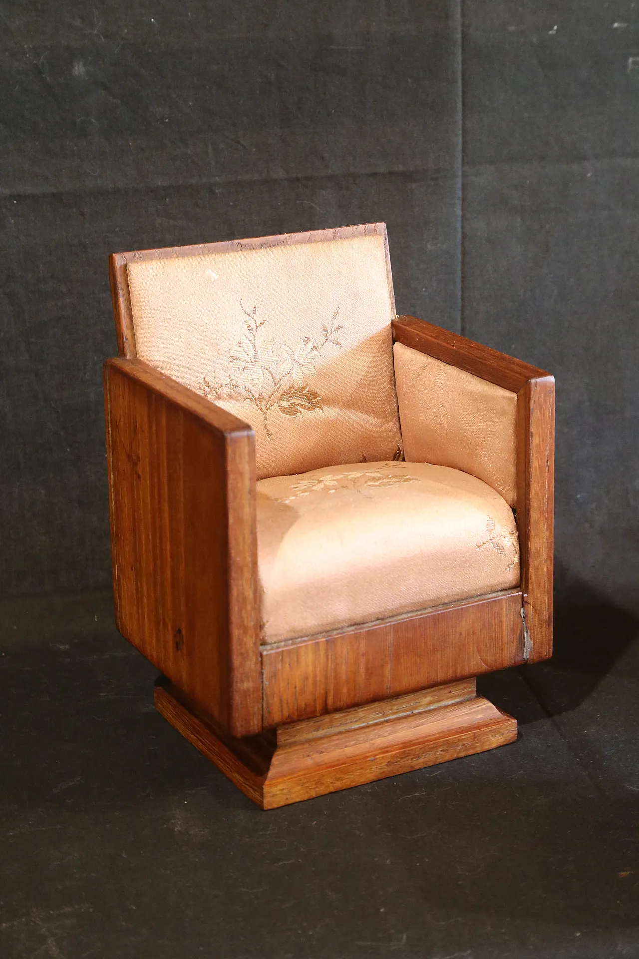 Modello miniatura camera da letto Decò campionatura per mobilieri 24