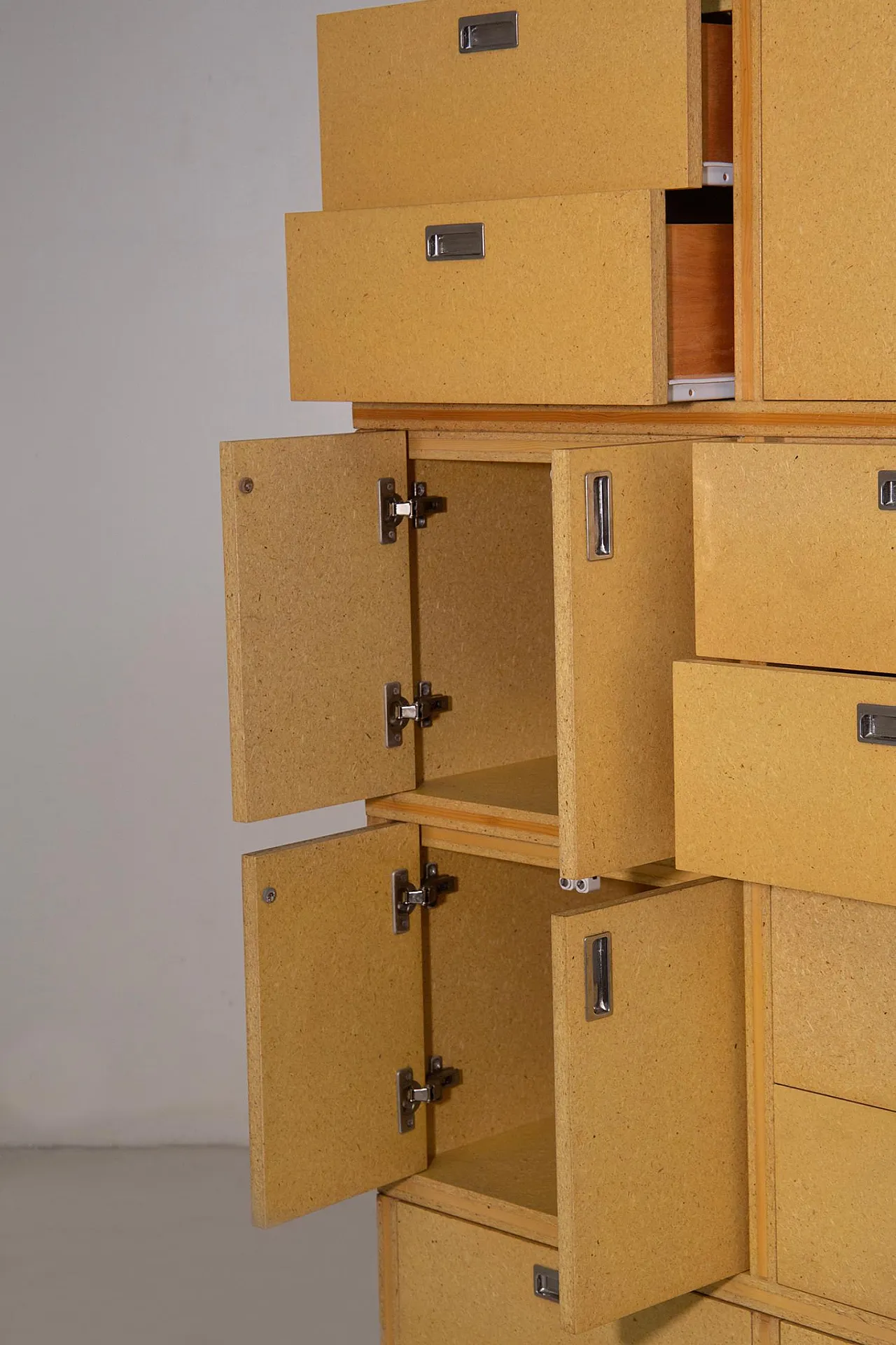 Modular bookshelf,by G. Malacrida and P. Resmini, 1970s 13