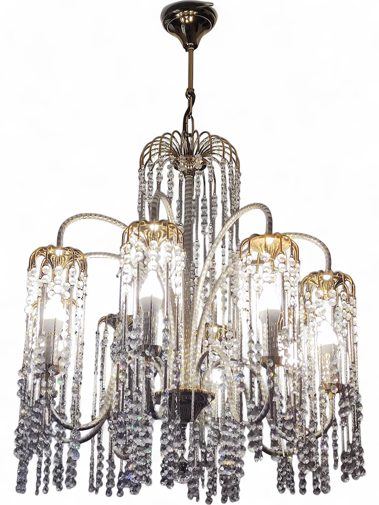 Classic cascading chandelier in crystal and gilded brass, 1980s 10