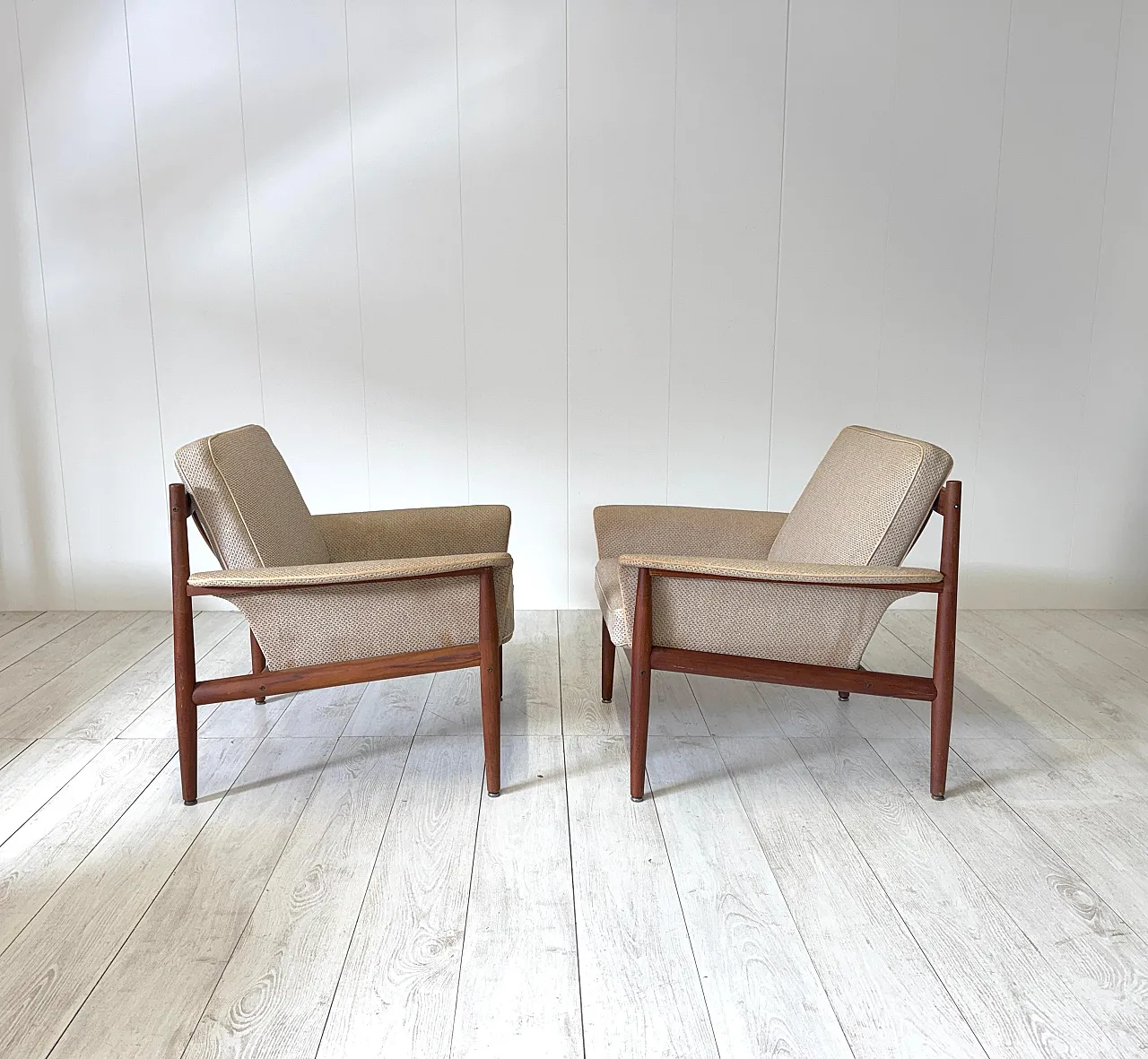 Pair of armchairs mod. 118 do Grete Jalk for France & Son, 1960s 3