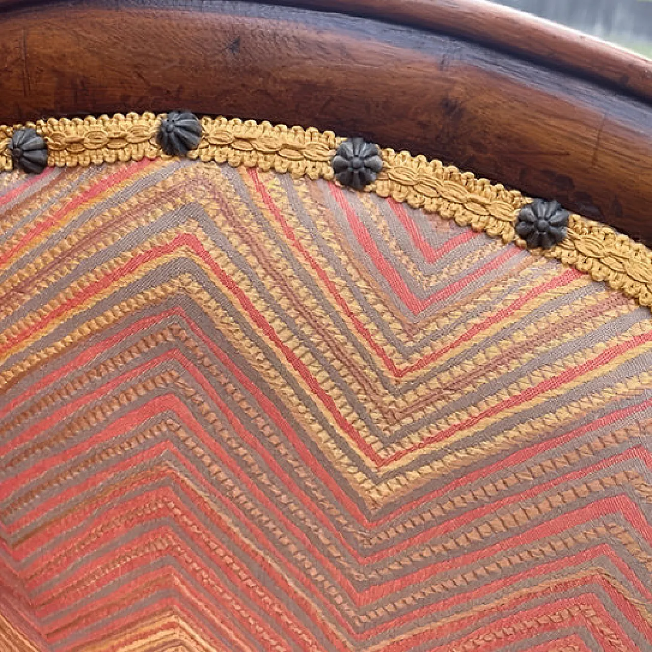 Walnut wood dormeuse, early 19th century 4