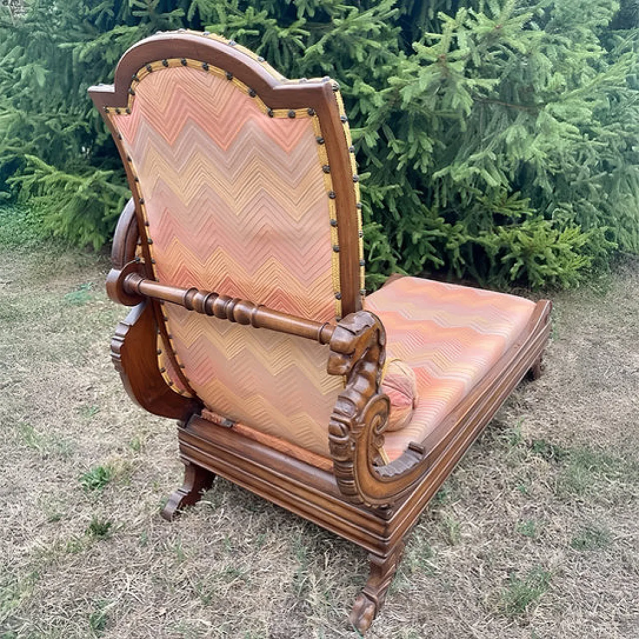 Walnut wood dormeuse, early 19th century 7