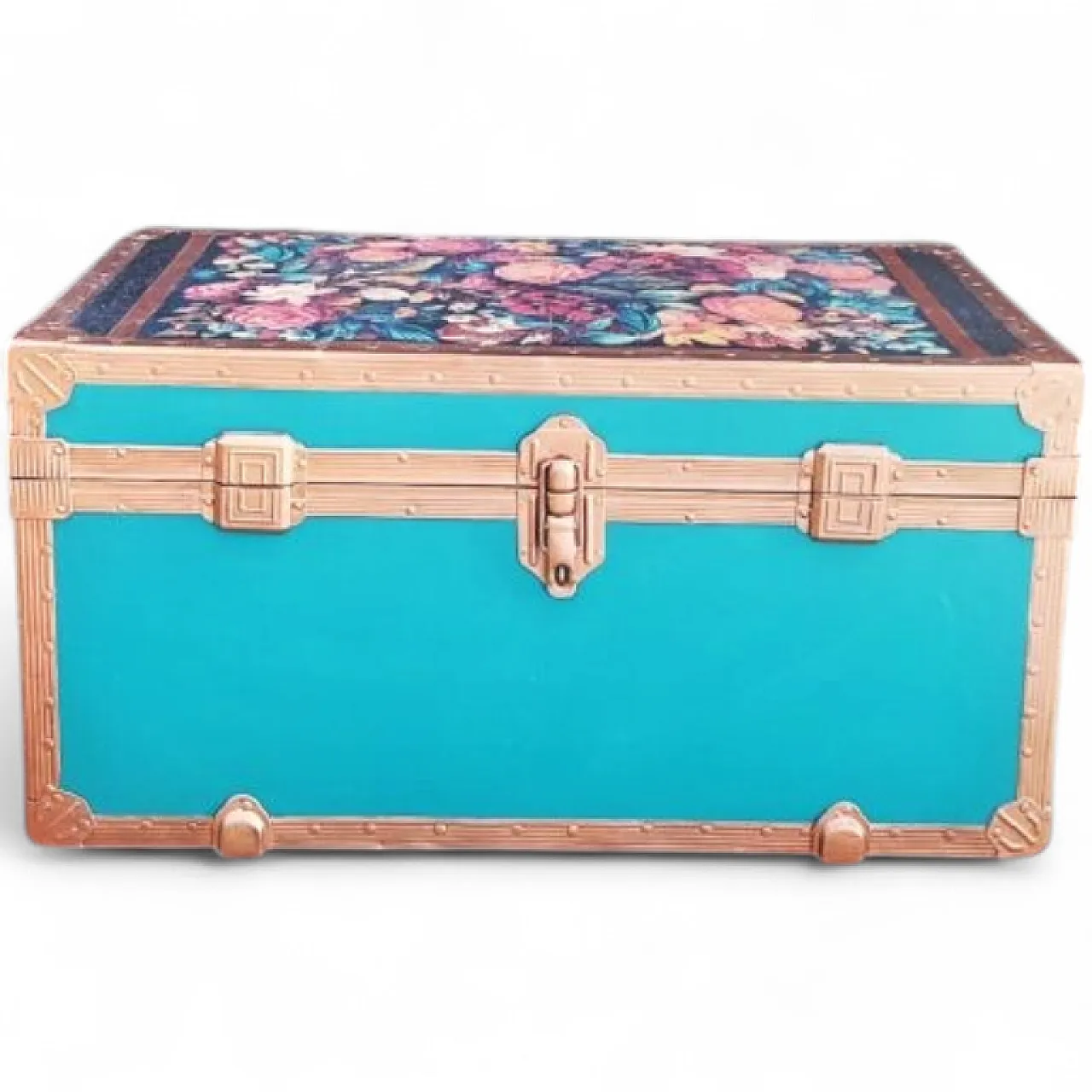 Esmeralda trunk, mid-20th century 6