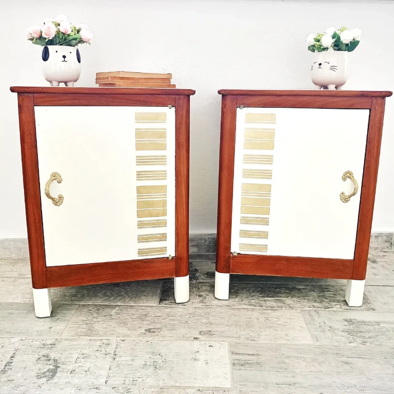 Pair of Carpeneto bedside tables, mid-20th century 1