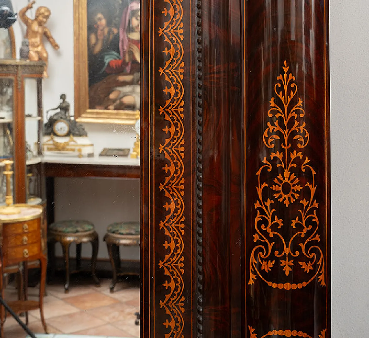 Smith Neapolitan wardrobe in mahogany feather with inlay inserts 3
