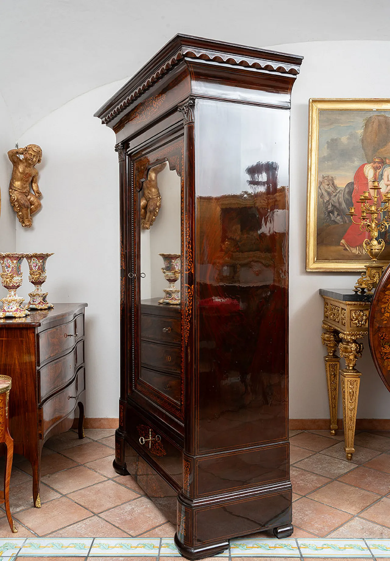 Smith Neapolitan wardrobe in mahogany feather with inlay inserts 7
