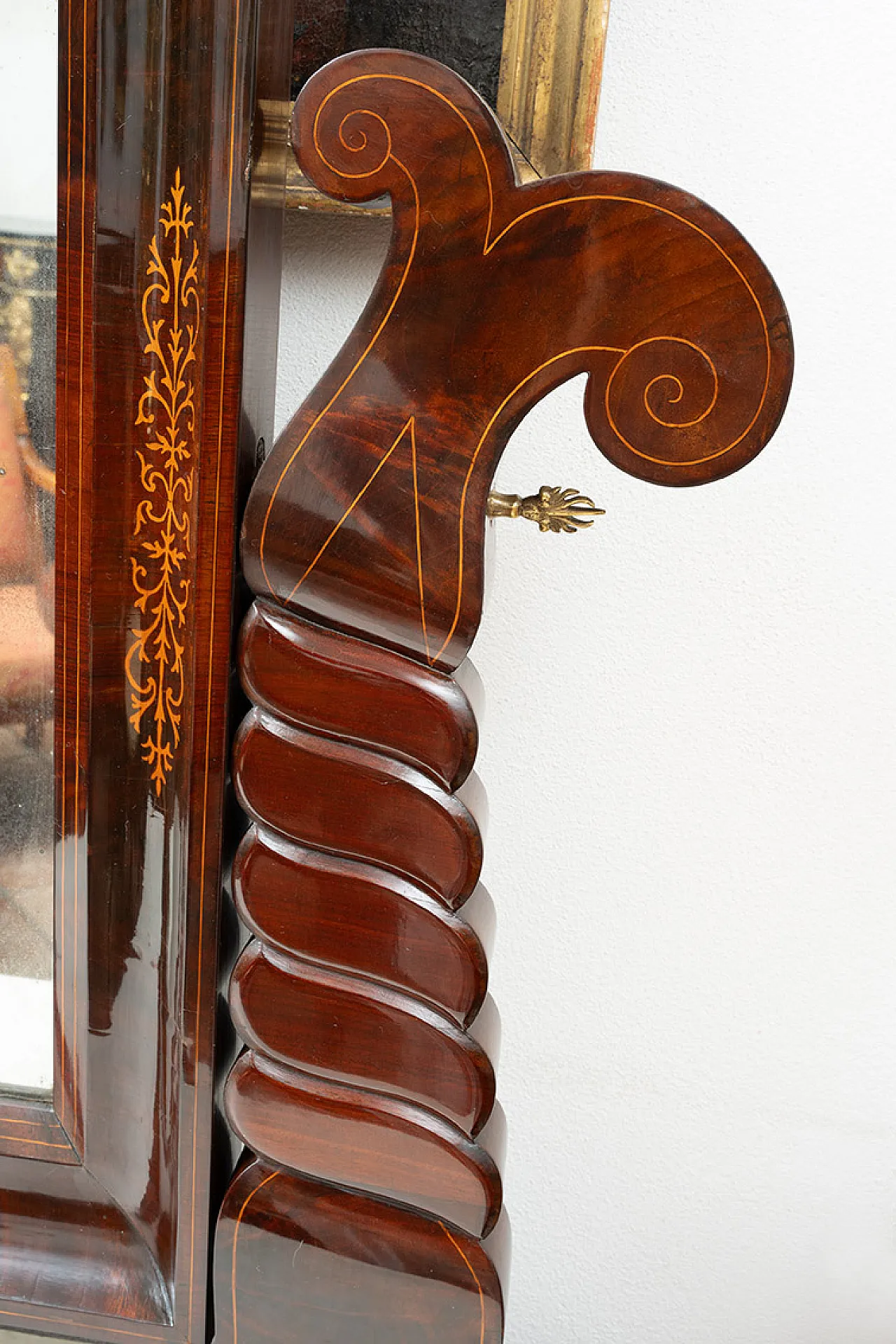 Smith Neapolitan toilet in mahogany feather, 19th century 3