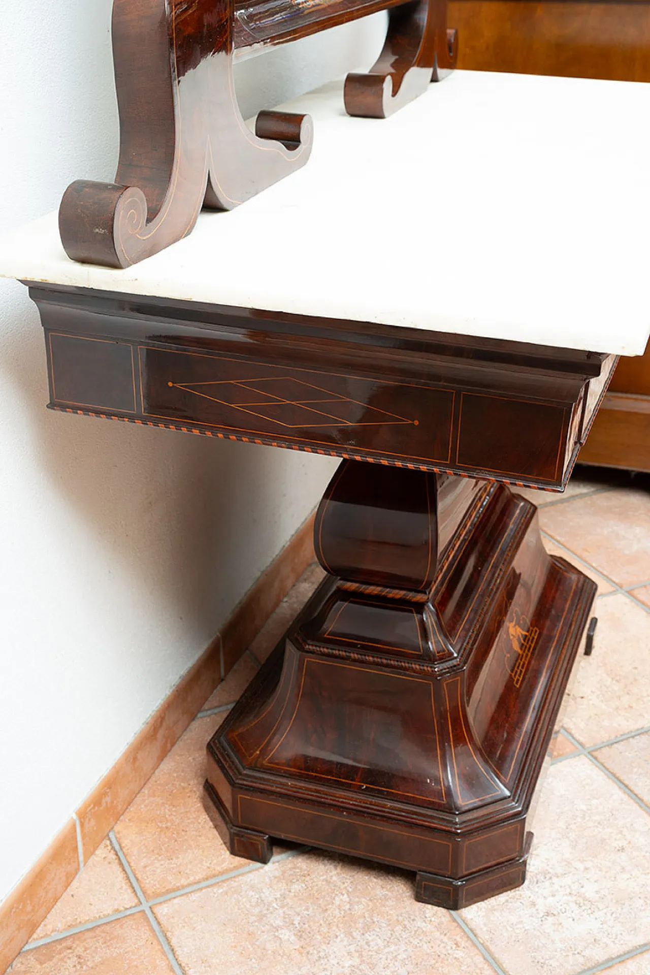 Smith Neapolitan toilet in mahogany feather, 19th century 8