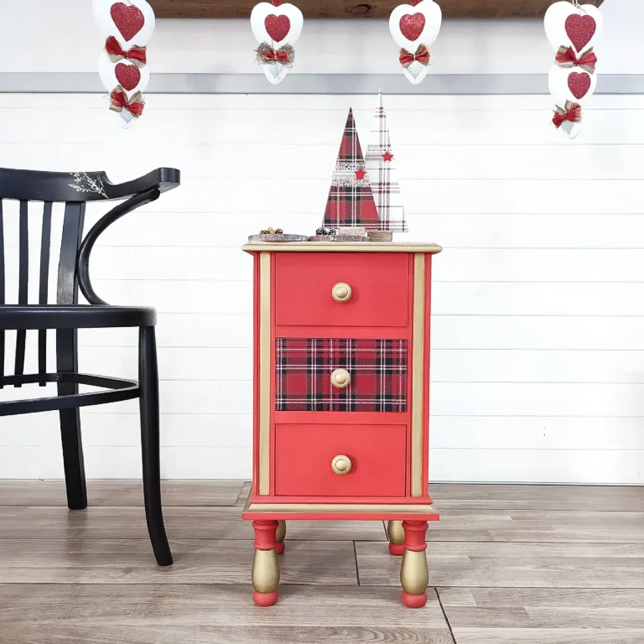 Claus Christmas bedside table, 20th century 1