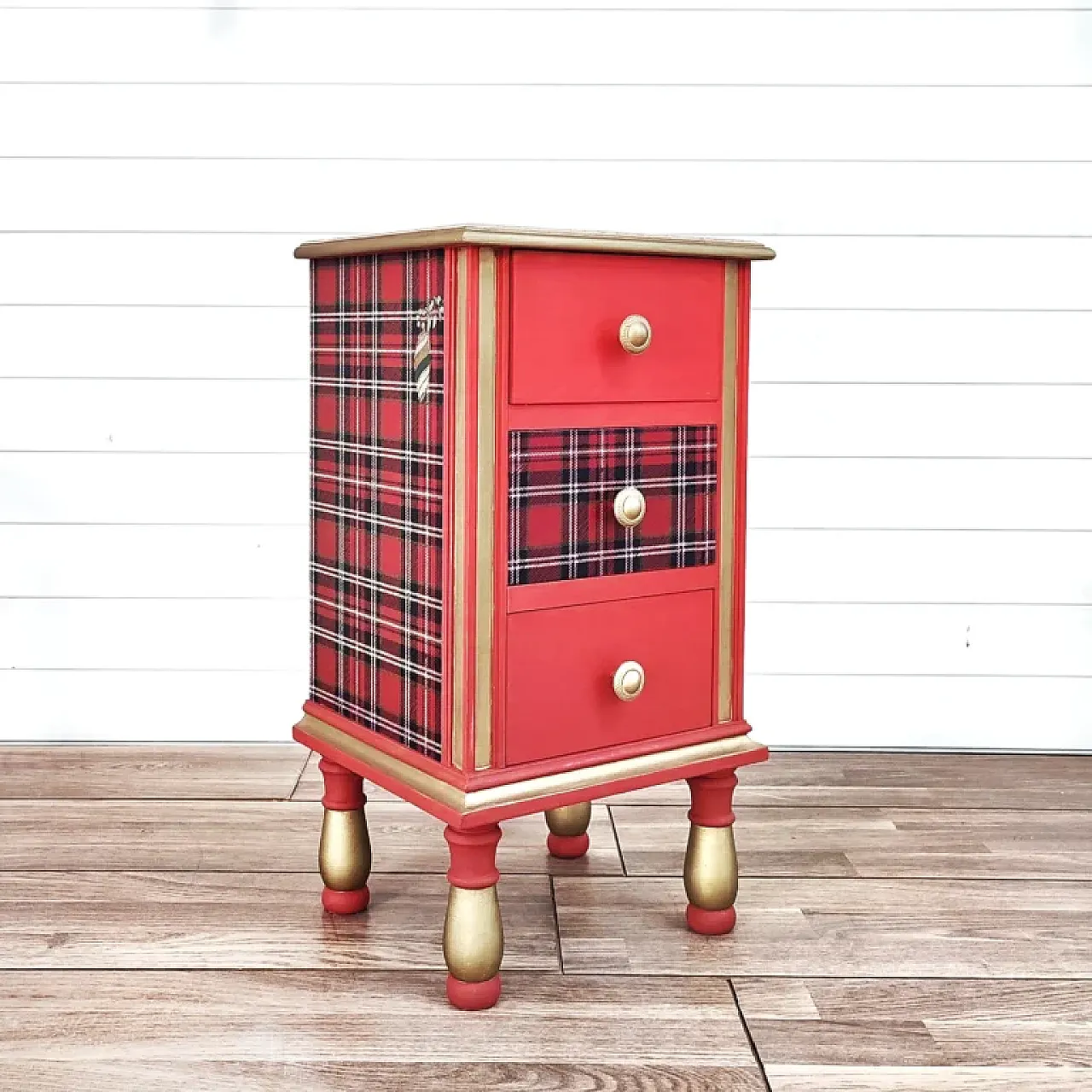 Claus Christmas bedside table, 20th century 3