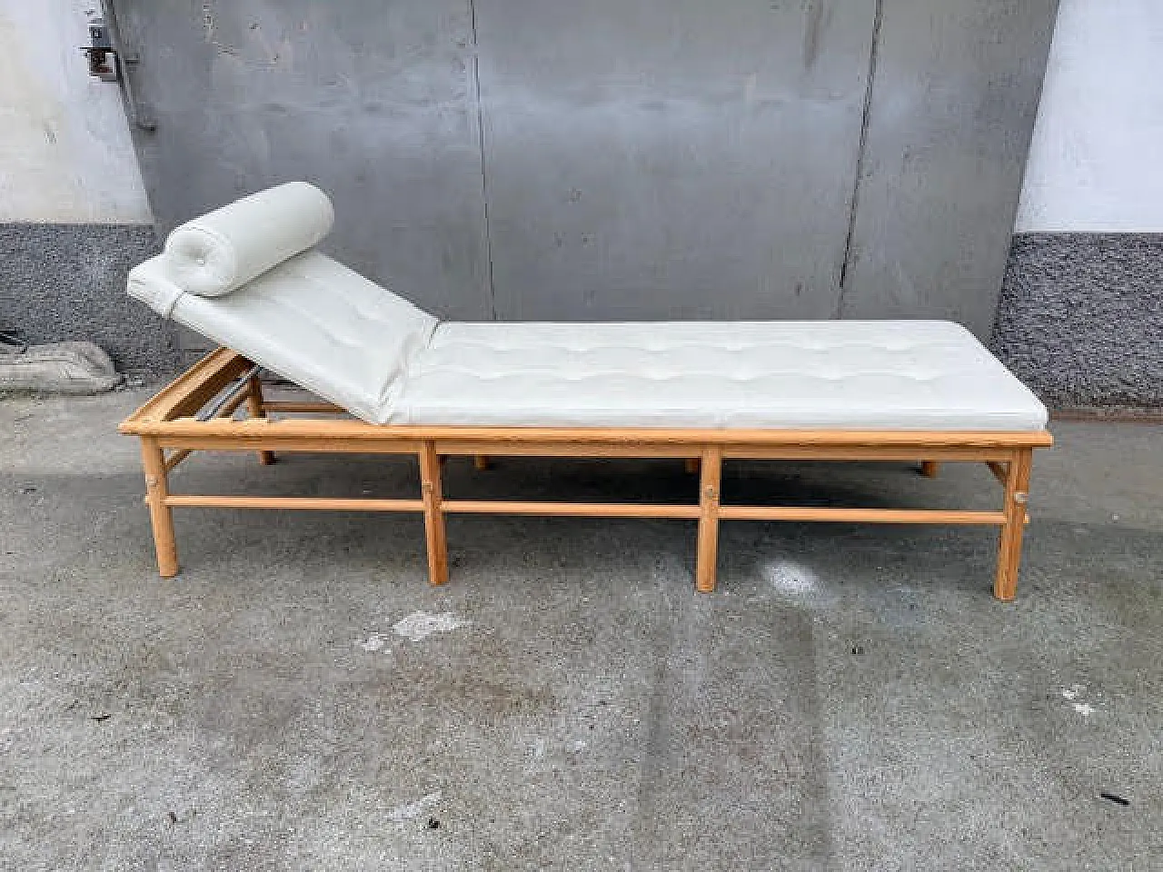 Nike Karlsson's cot bench for Ikea PS, 20th century 2