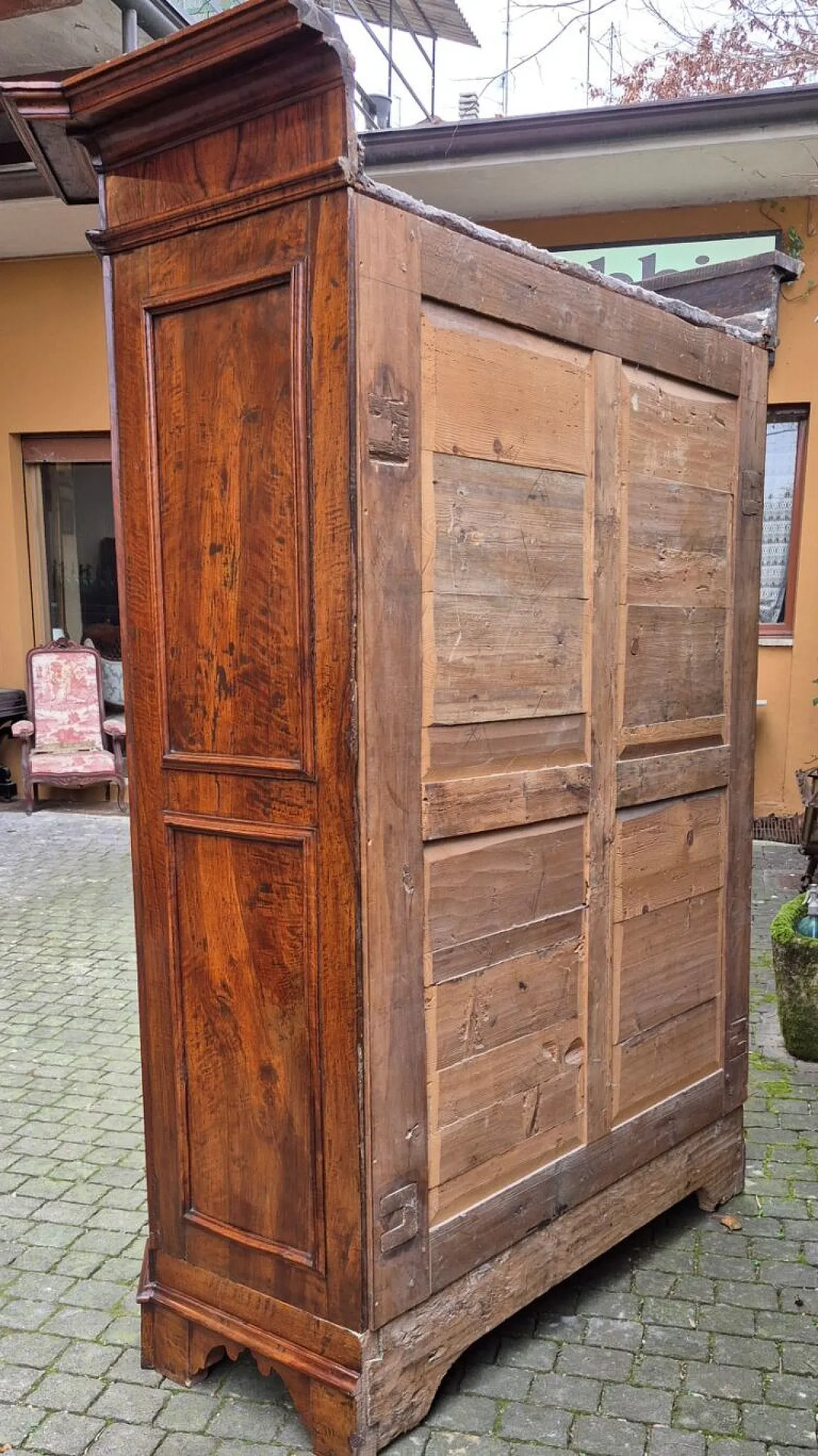 Paneled and rusticated walnut wardrobe, 17th century 12