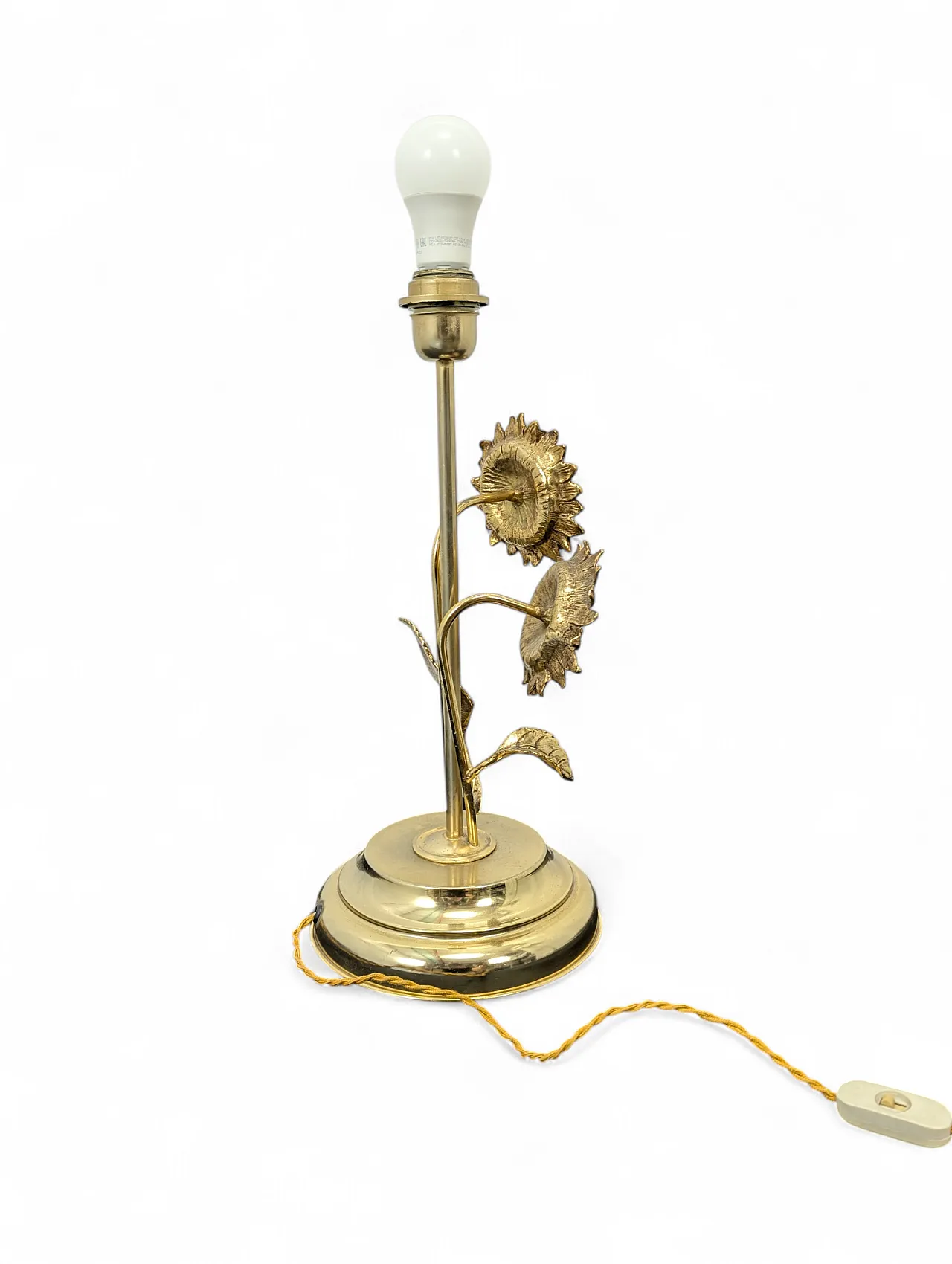 Sunflower patterned brass table lamp 4