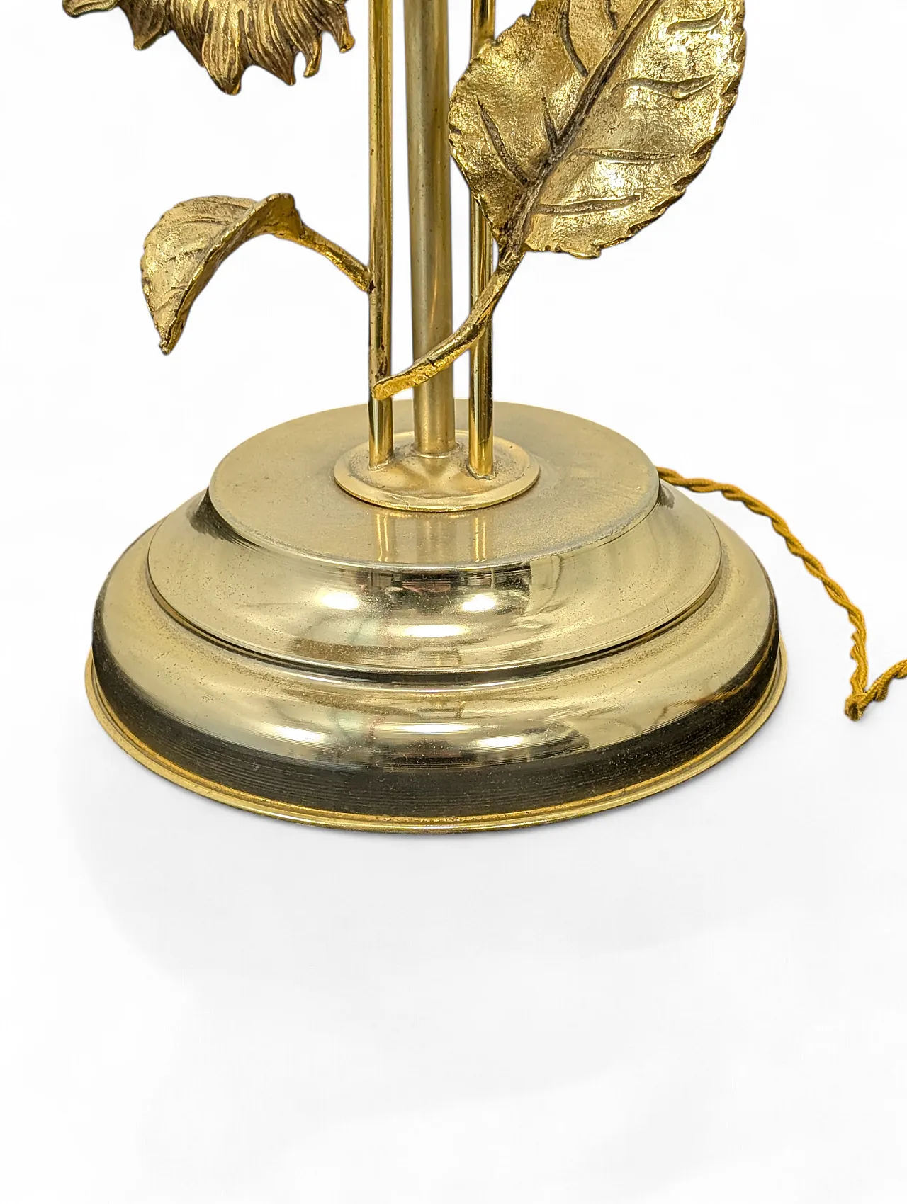 Sunflower patterned brass table lamp 6