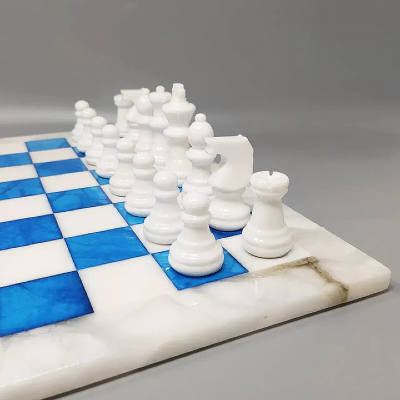 Blue and white chess set in Volterra alabaster handmade, 1970s 5
