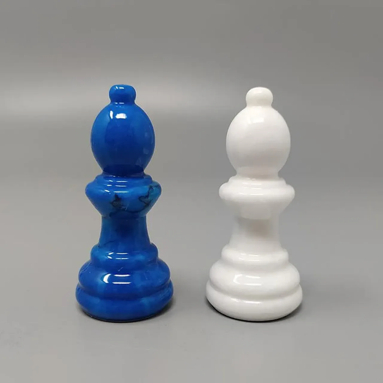Blue and white chess set in Volterra alabaster handmade, 1970s 9