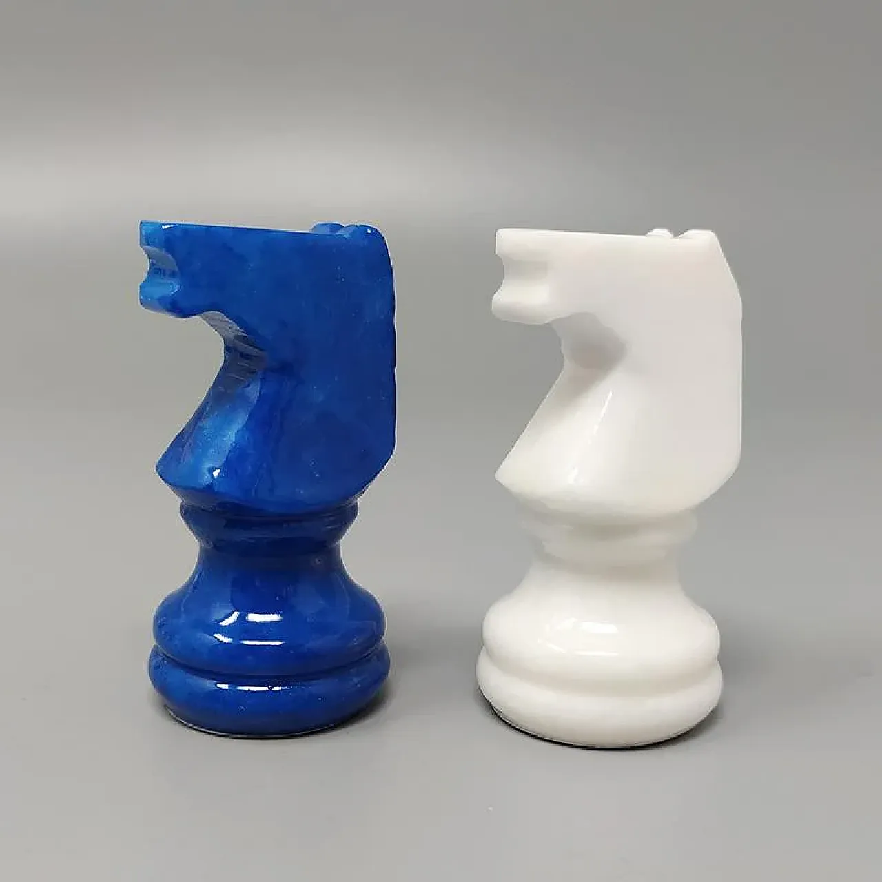 Blue and white chess set in Volterra alabaster handmade, 1970s 10