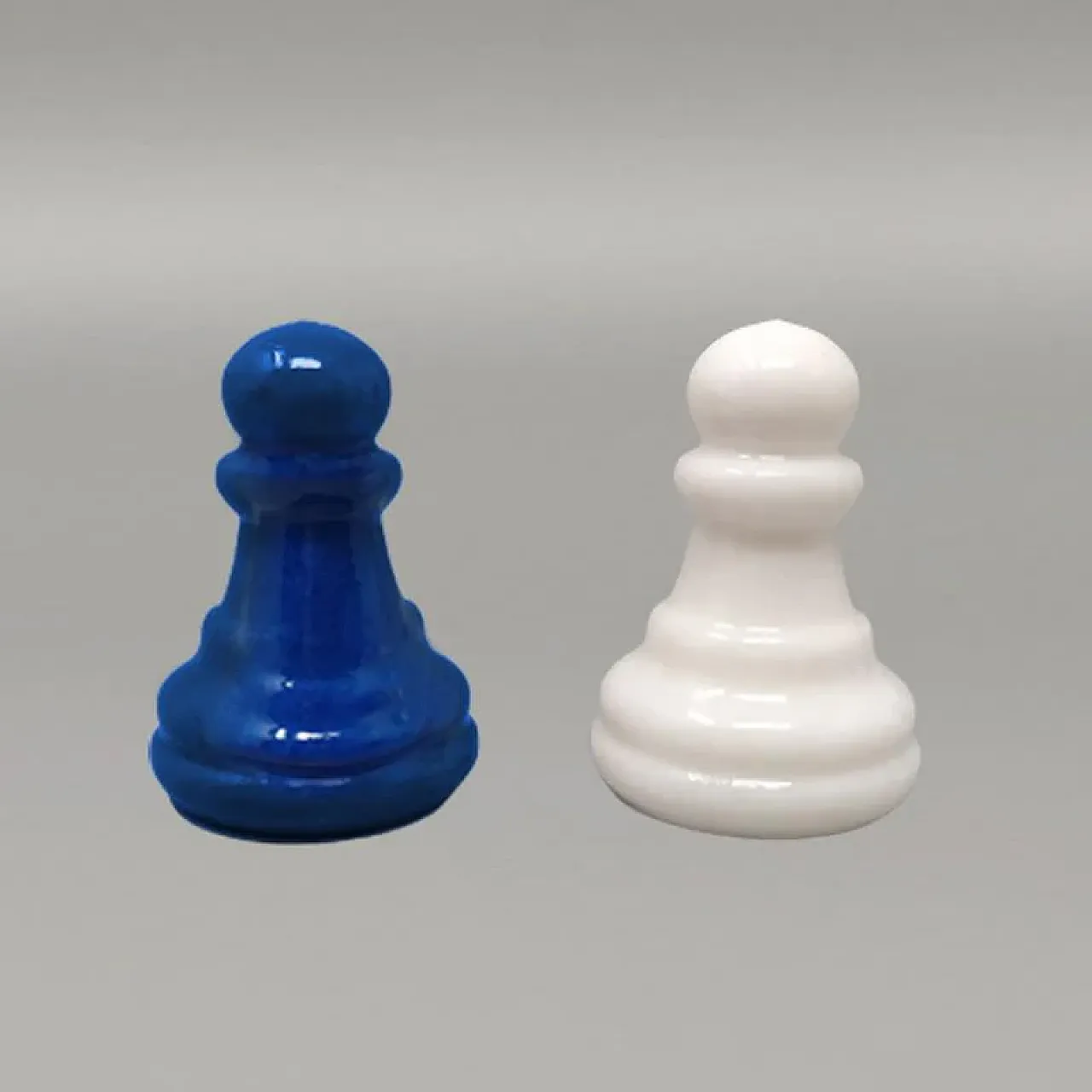Blue and white chess set in Volterra alabaster handmade, 1970s 12
