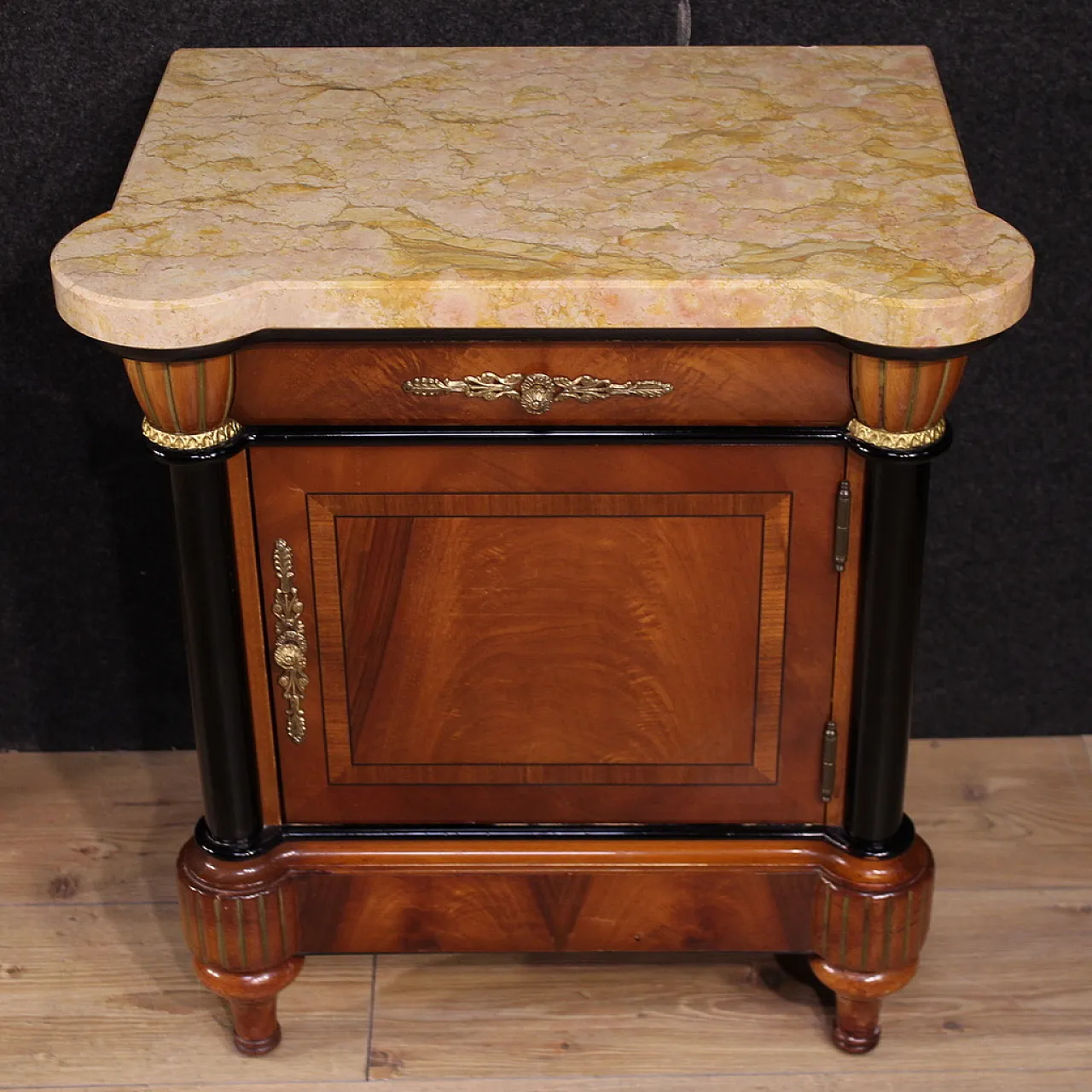Pair of Italian bedside tables marble top, 20th century 4