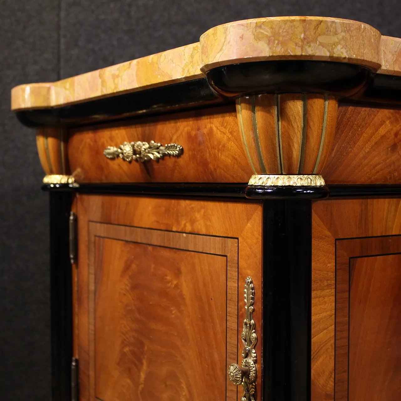 Pair of Italian bedside tables marble top, 20th century 10