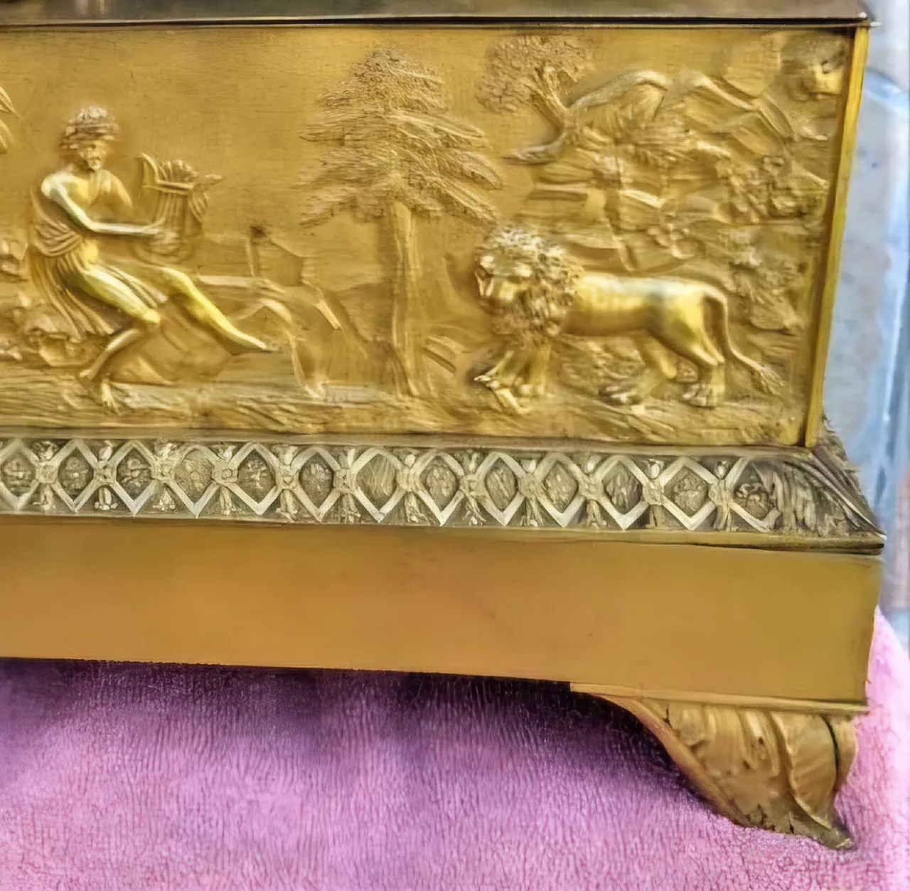 French Gilt Bronze Figural Mantel Clock, 19th Century 5