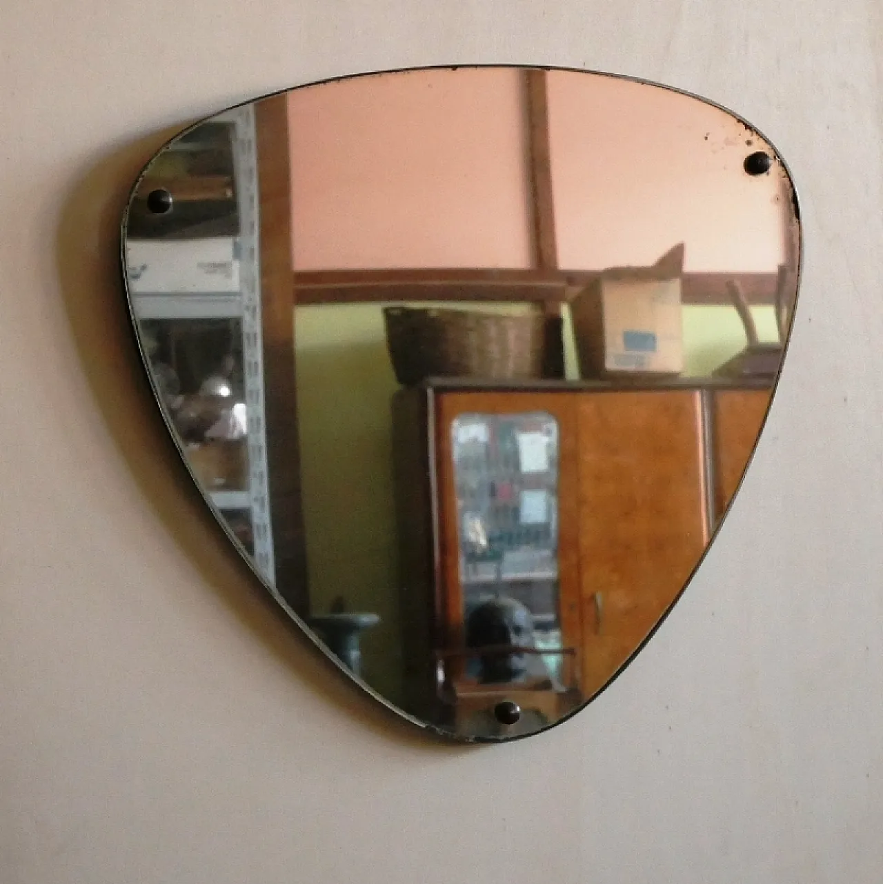 Specchio forma triangolare, anni '60 6