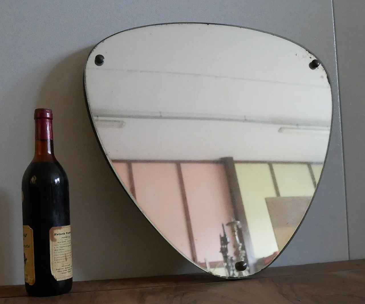 Specchio forma triangolare, anni '60 8