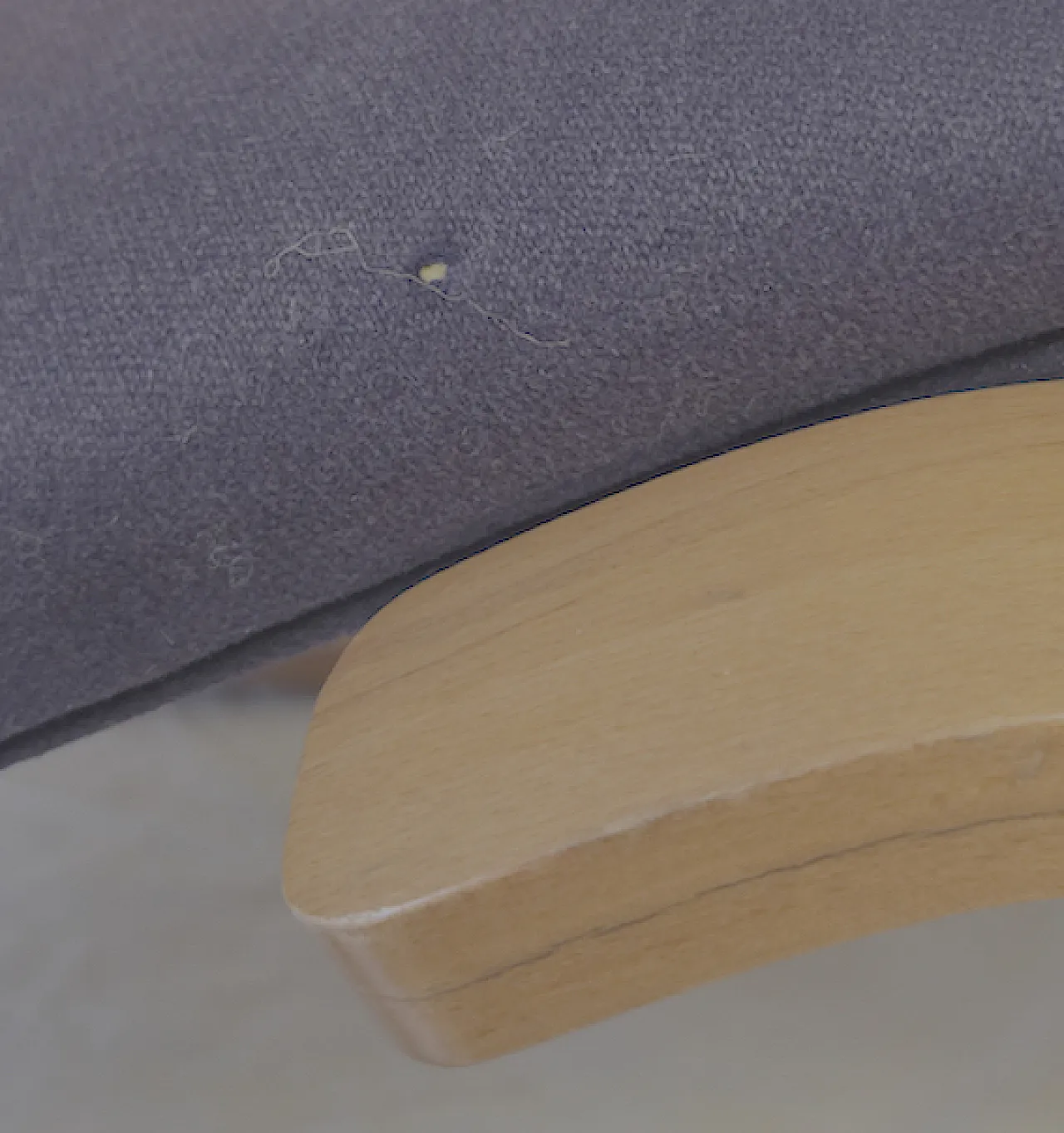 Chaise longue in curved wood, 70s 16