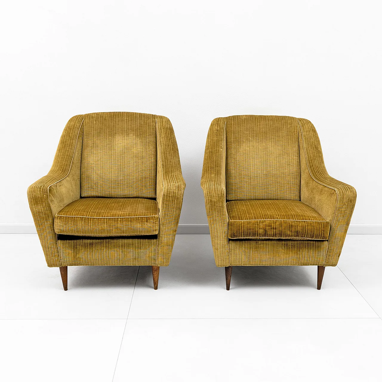 Pair of Mid-Century Modern Armchairs by Ico Parisi, 1950 3