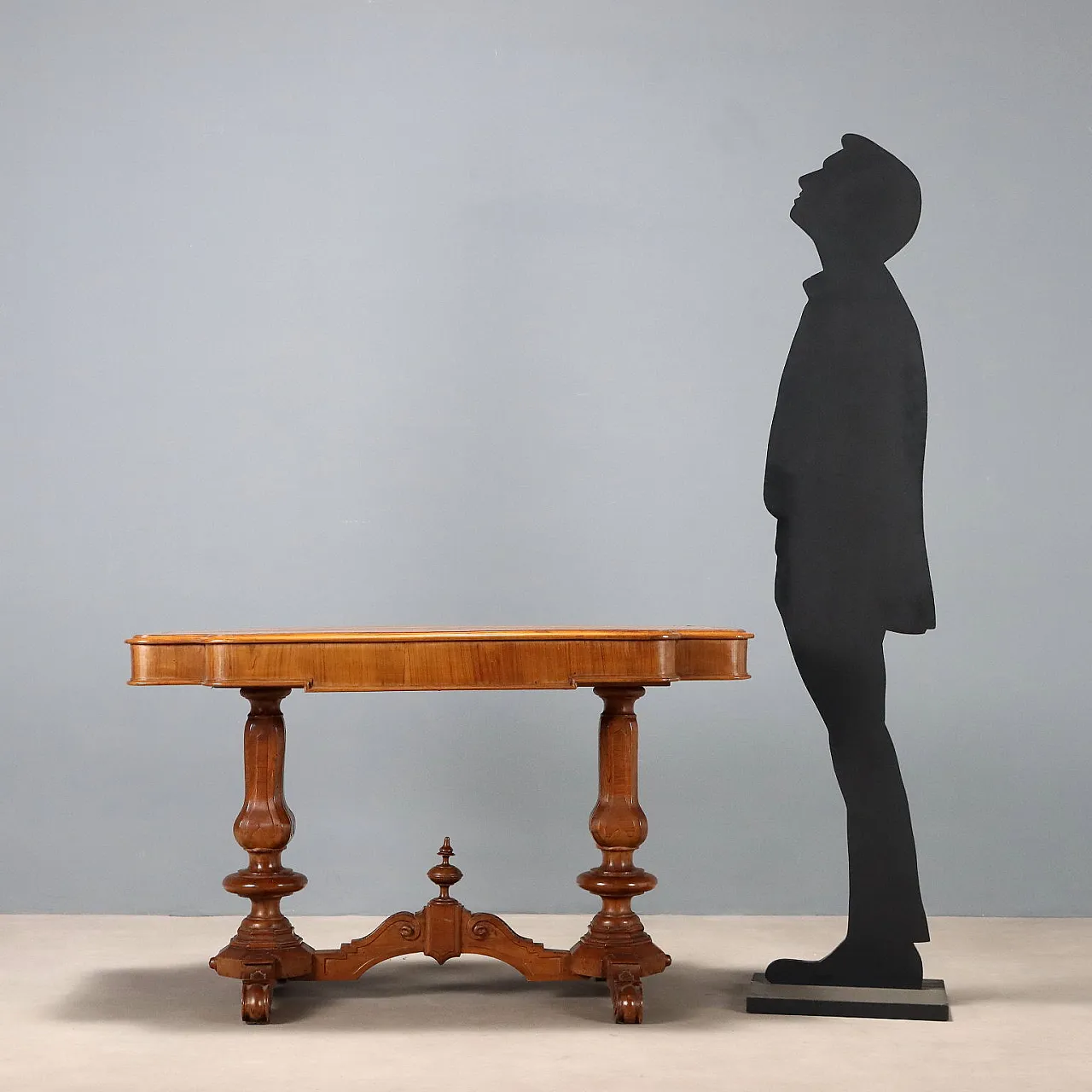 Tavolino Umbertino in noce, '800 3