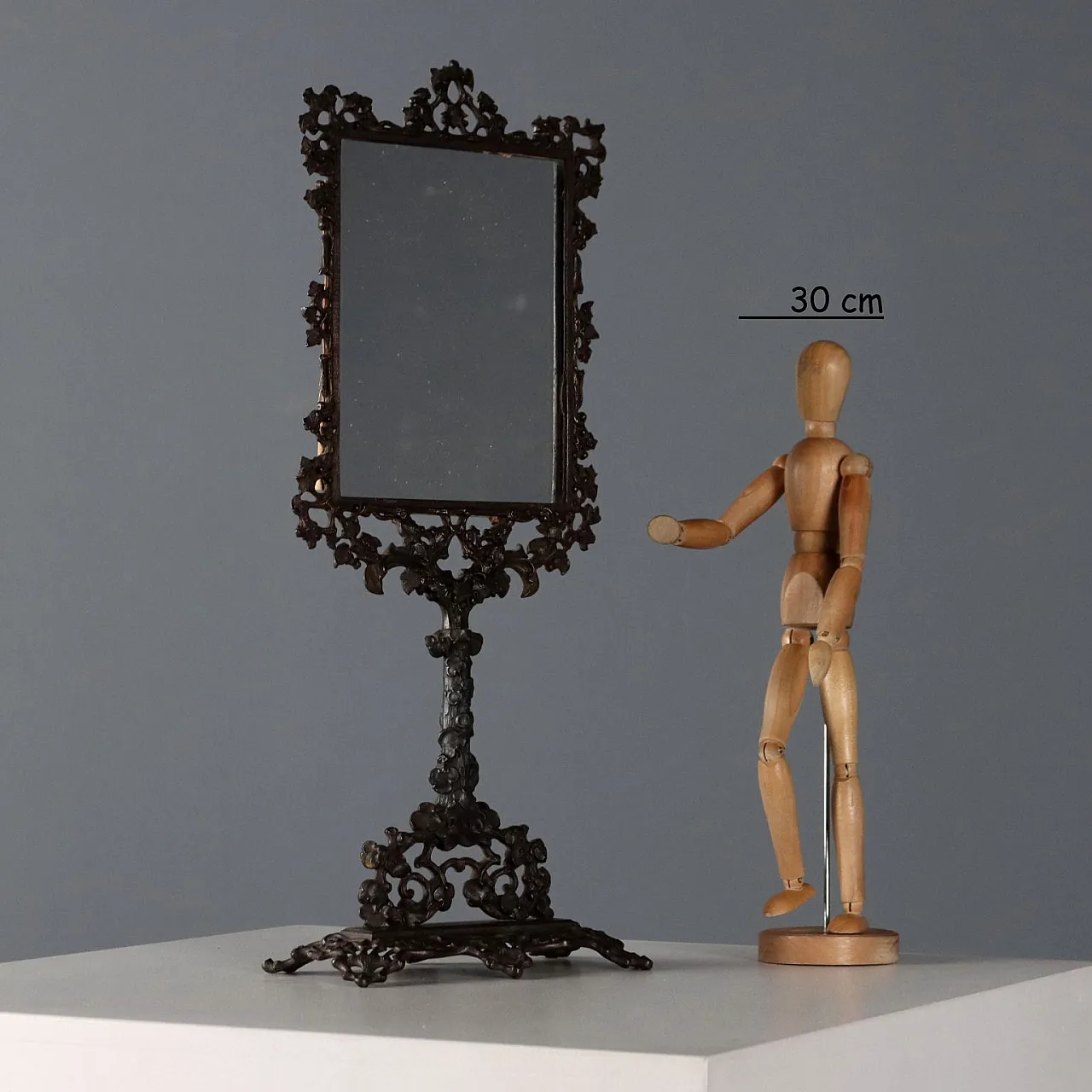 Specchio da tavolo in metallo patinato bronzo, '900 2