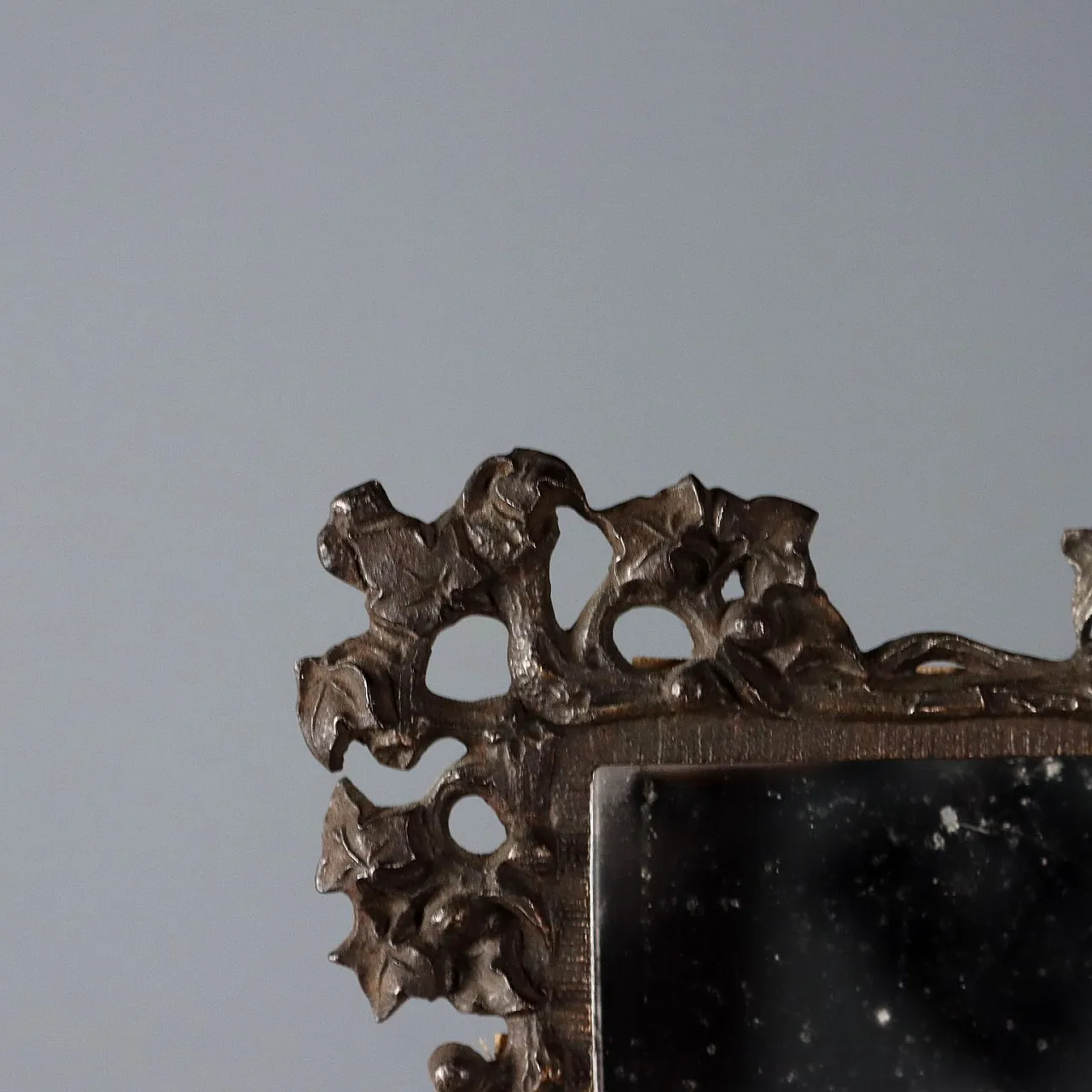 Specchio da tavolo in metallo patinato bronzo, '900 4