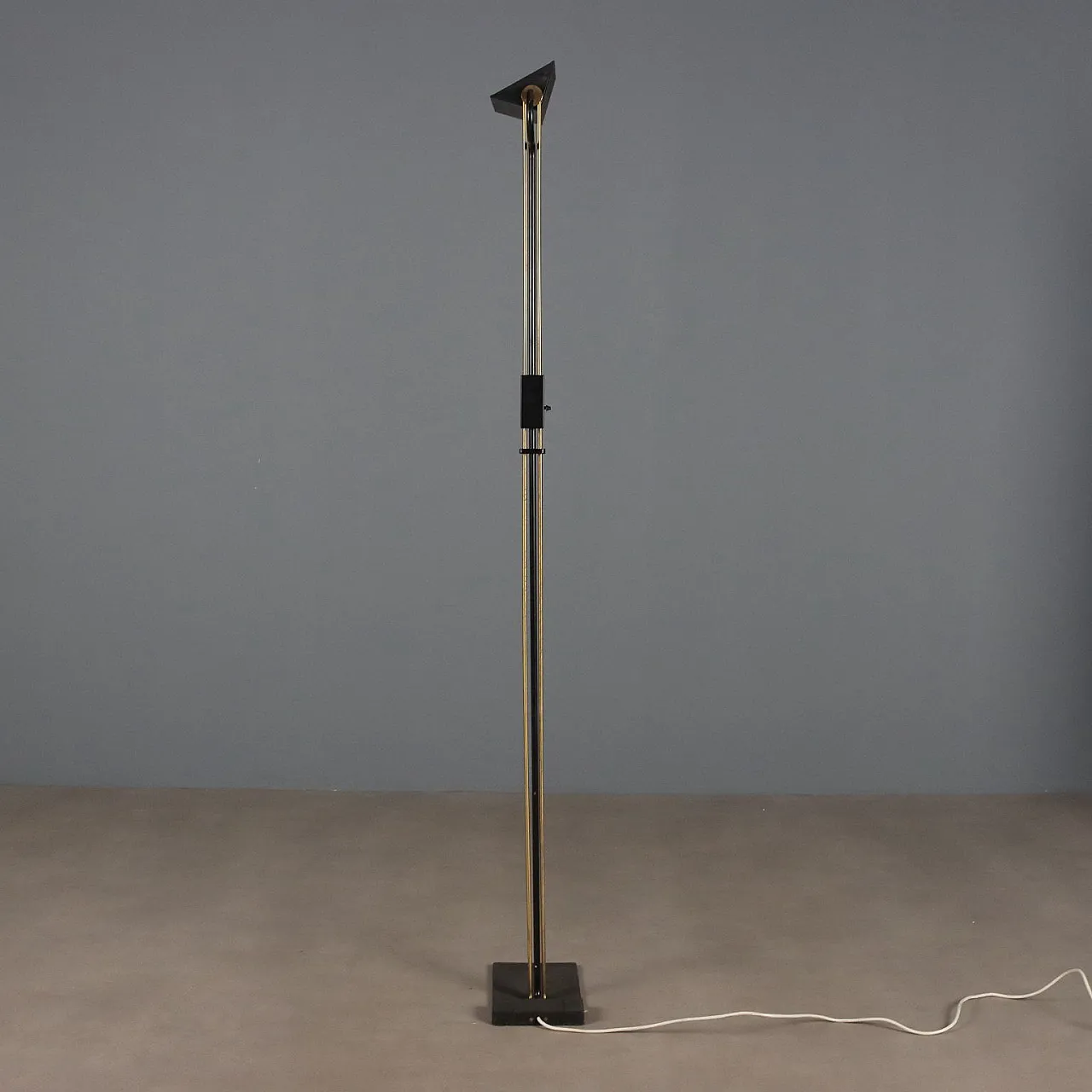 Lampada da terra in metallo, anni '80 7