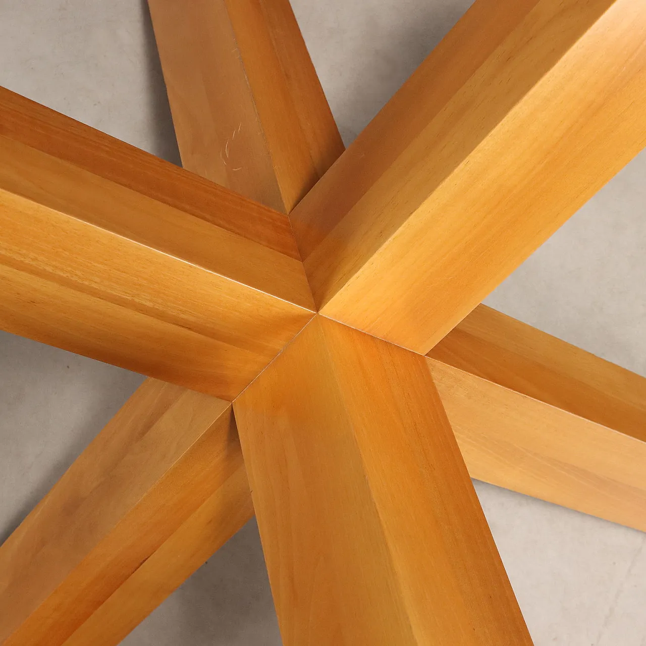 La Rotonda table by Mario Bellini for Cassina, late 20th century 7