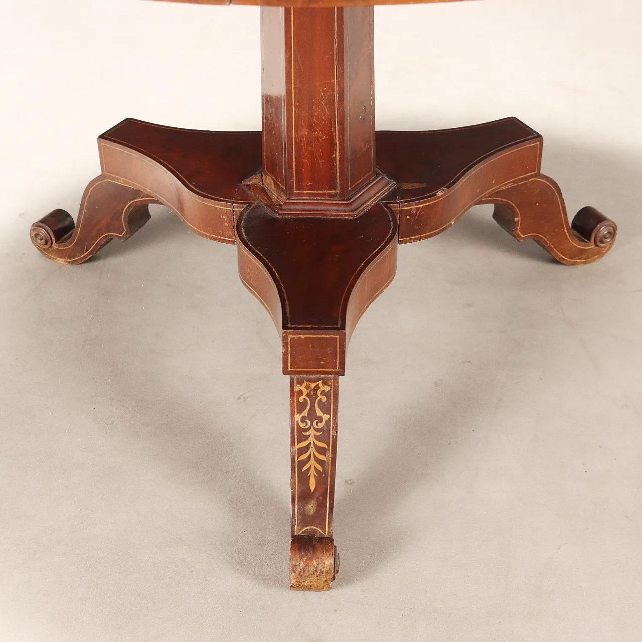 Charles X table in mahogany, 19th century 8