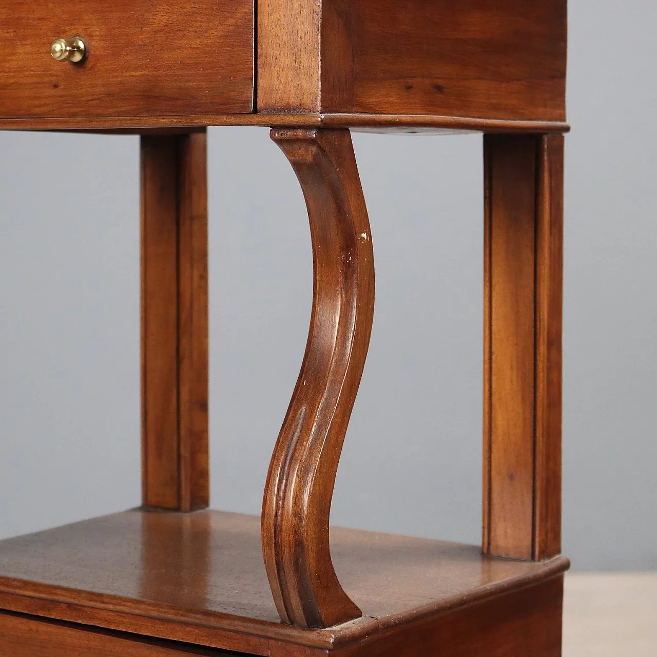 Pair of walnut bedside tables, mid-19th century 4