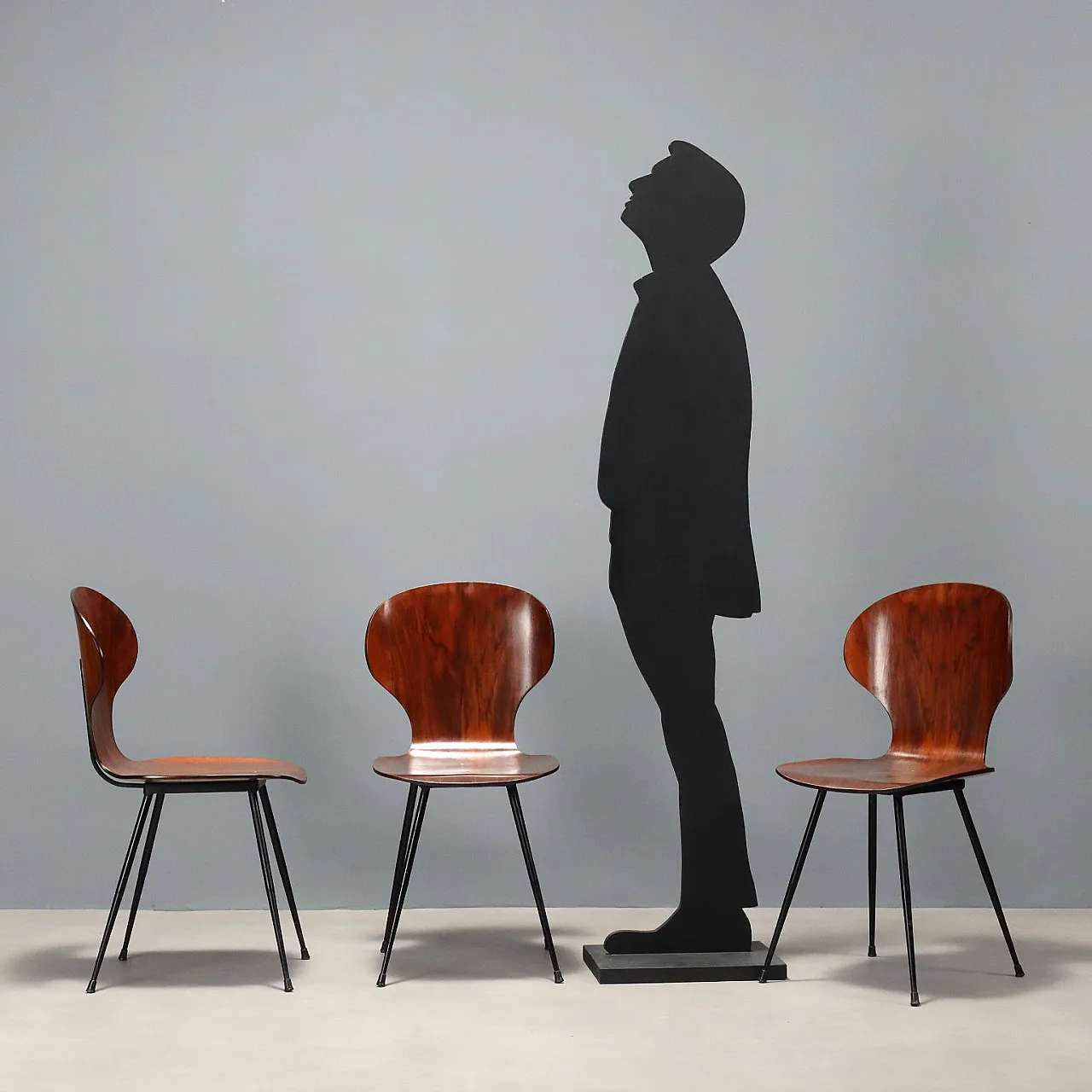 3 Chairs in plywood and metal, 1960s 3