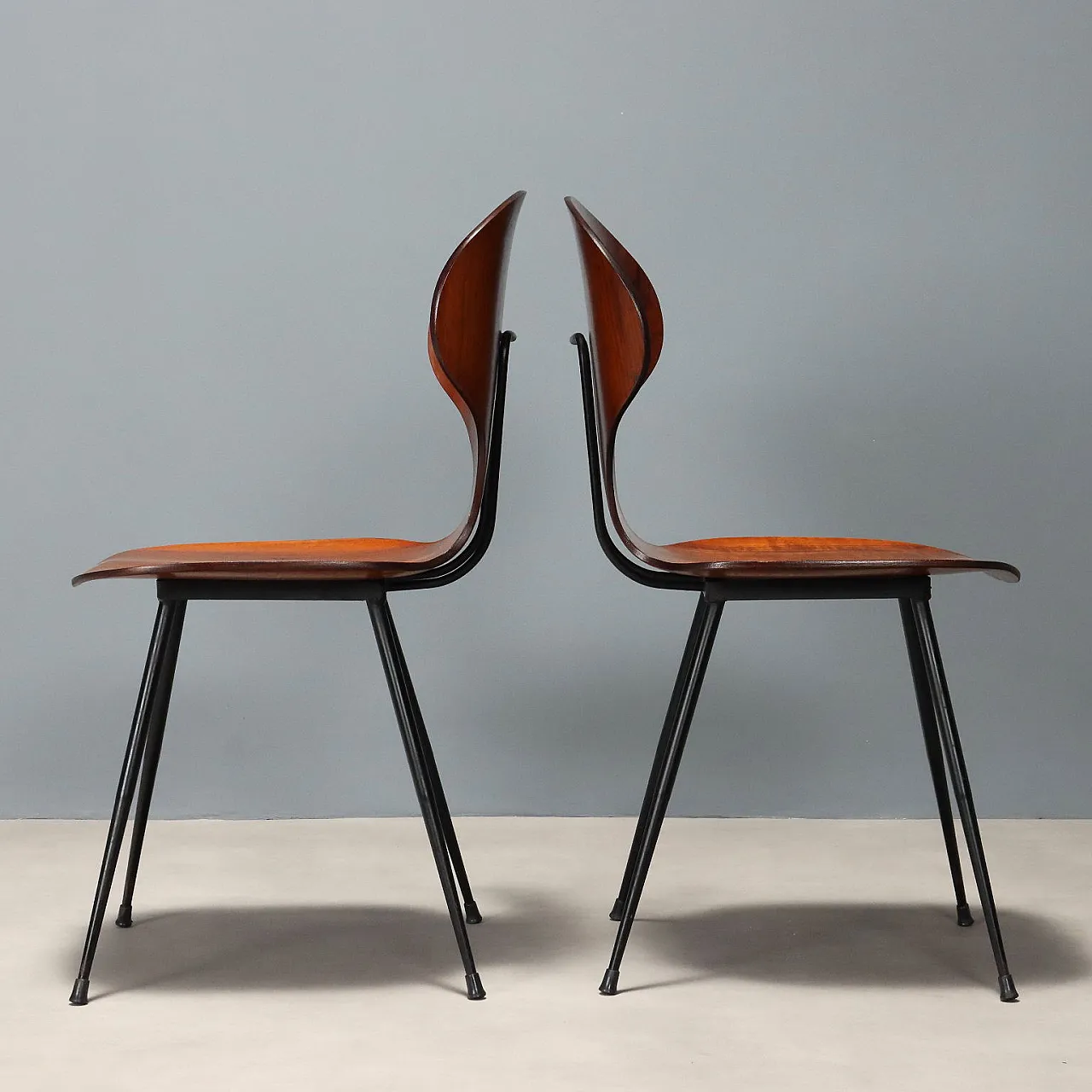 3 Chairs in plywood and metal, 1960s 4