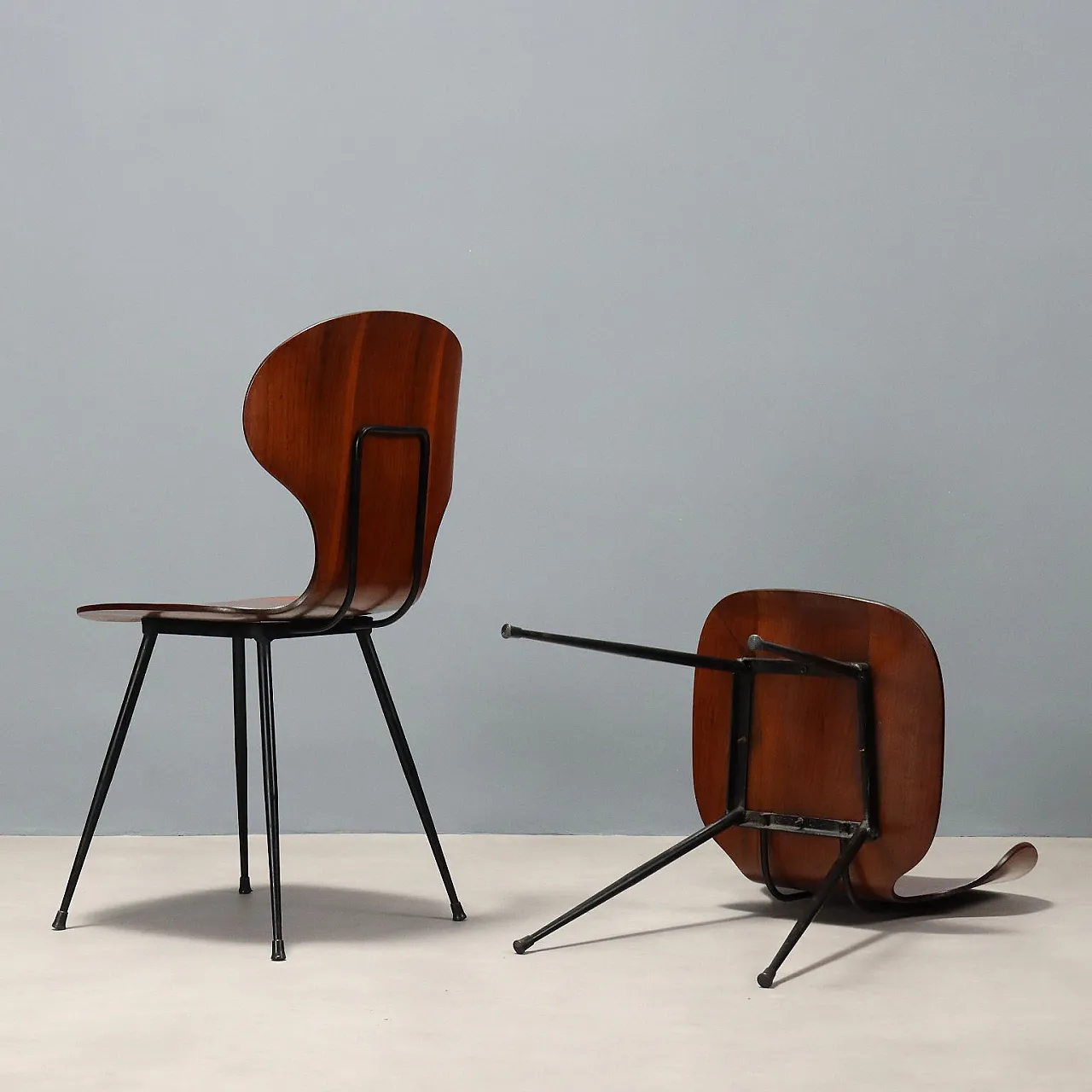 3 Chairs in plywood and metal, 1960s 8