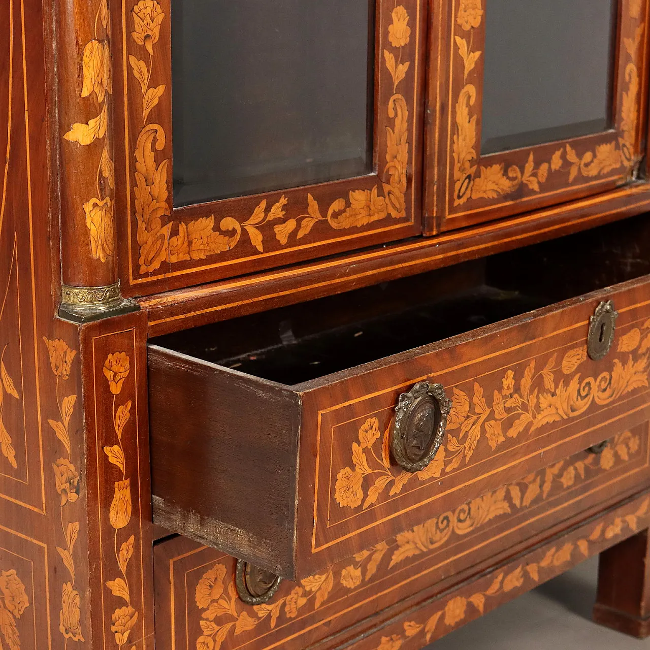 Dutch bookcase in mahogany, 19th century 9