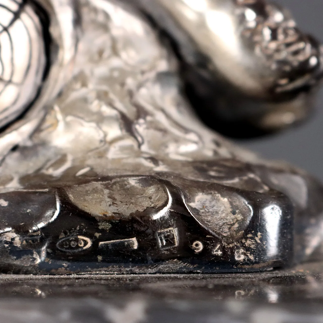 Lion in silver sheet metal, Manufacture Ottaviani, 20th century 8