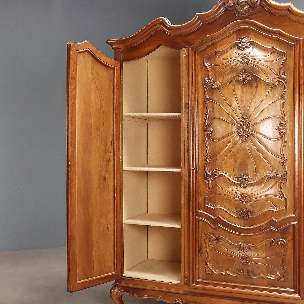 Armadio in legno di noce, metà '900 6